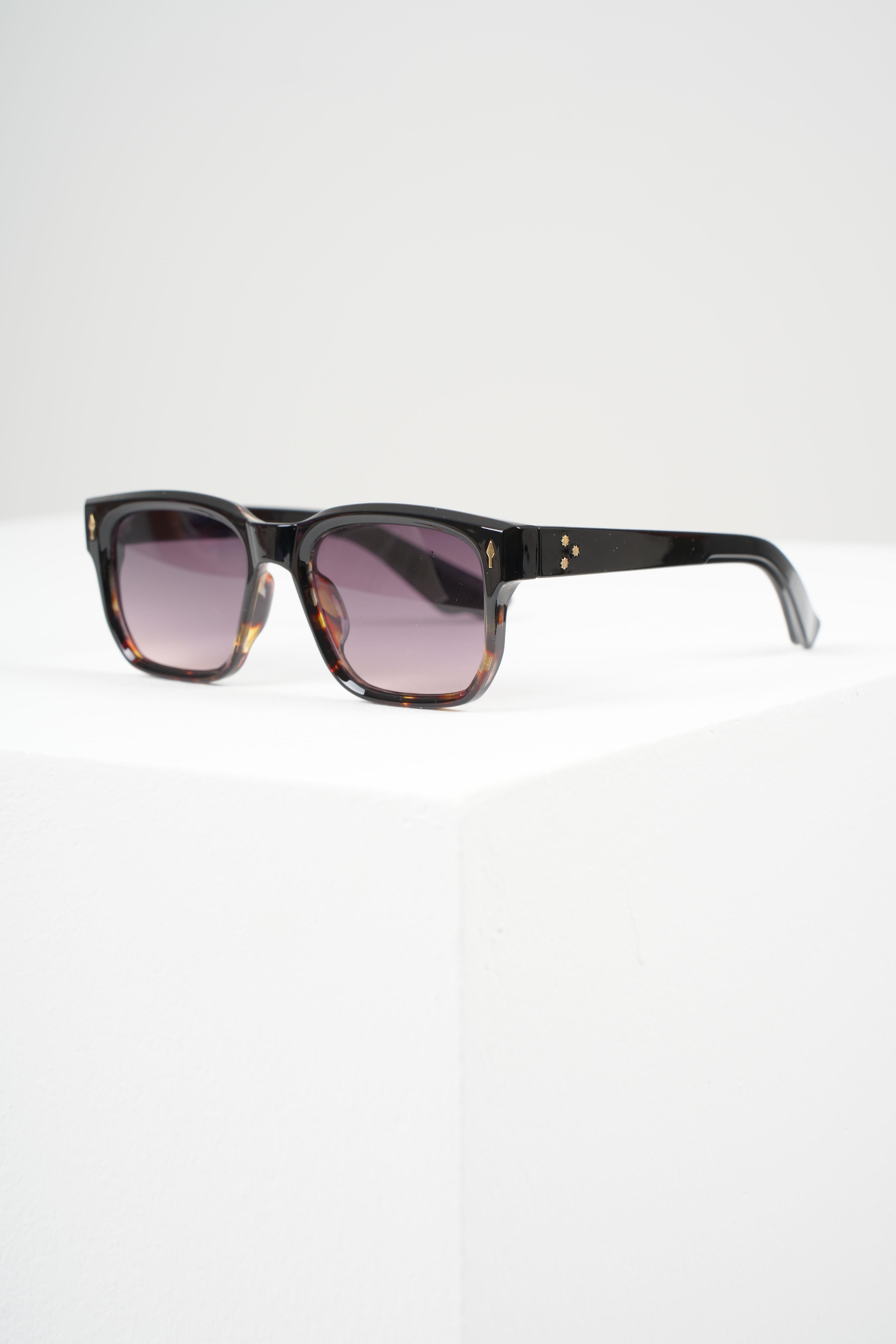 ROYAL EYEWEAR  RE65038 LEOPAR UNİSEX GÜNEŞ GÖZLÜĞÜGözlük KonseptWATCHOFROYALRE65038ROYAL EYEWEAR  RE65038 LEOPAR UNİSEX GÜNEŞ GÖZLÜĞÜ