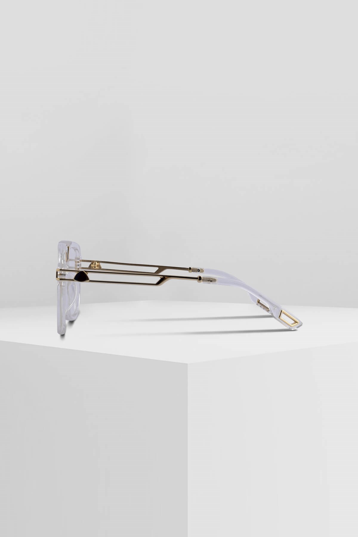 ROYAL EYEWEAR BOLT TRANSPARENT UNISEX GÜNEŞ GÖZLÜĞÜGÖZLÜKWATCHOFROYALBLTTRNSPRNTROYAL EYEWEAR BOLT TRANSPARENT UNISEX GÜNEŞ GÖZLÜĞÜ