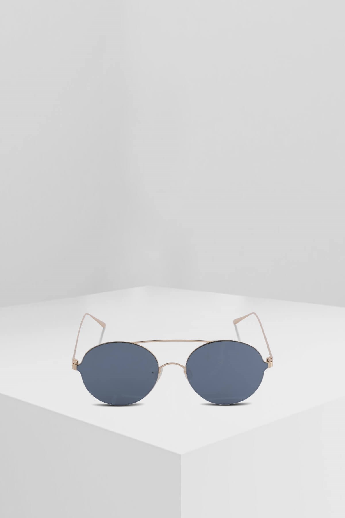 ROYAL EYEWEAR EXL8029-COL04 POLARIZE GÜNEŞ GÖZLÜĞÜGÖZLÜKWATCHOFROYALEXL8029-COL04ROYAL EYEWEAR EXL8029-COL04 POLARIZE GÜNEŞ GÖZLÜĞÜ