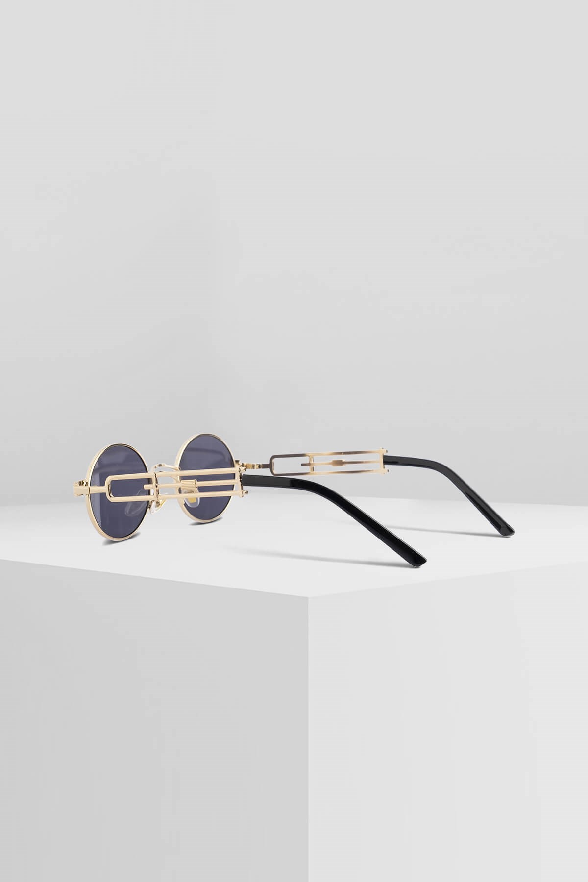 ROYAL EYEWEAR JANE GOLD BLACK GÜNEŞ GÖZLÜĞÜGÖZLÜKWATCHOFROYALJANEGLDBLCKROYAL EYEWEAR JANE GOLD BLACK GÜNEŞ GÖZLÜĞÜ