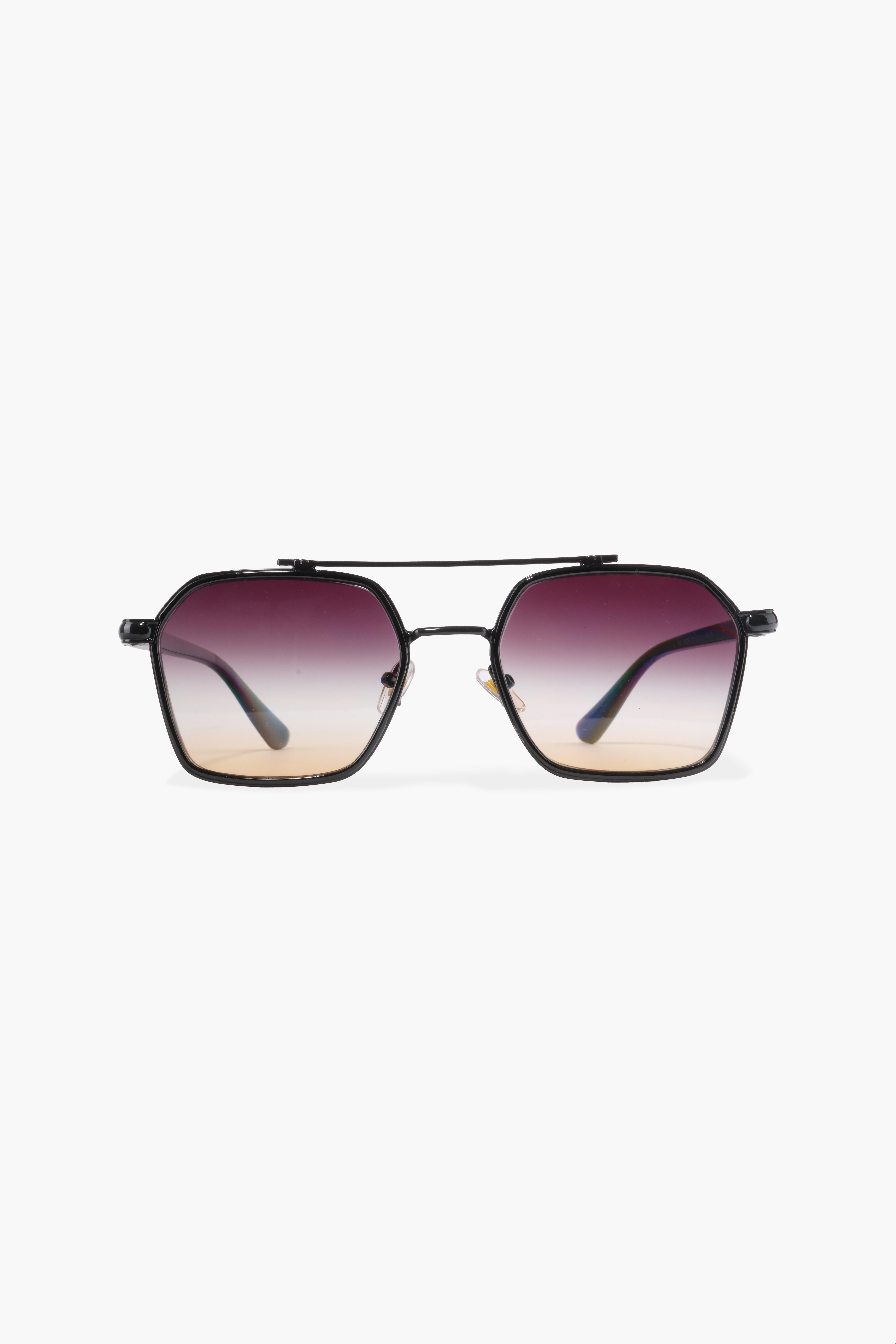 ROYAL EYEWEAR RE0039 DEGRADE SİYAH GÜNEŞ GÖZLÜĞÜGözlükWATCHOFROYALRE0039ROYAL EYEWEAR RE0039 DEGRADE SİYAH GÜNEŞ GÖZLÜĞÜ