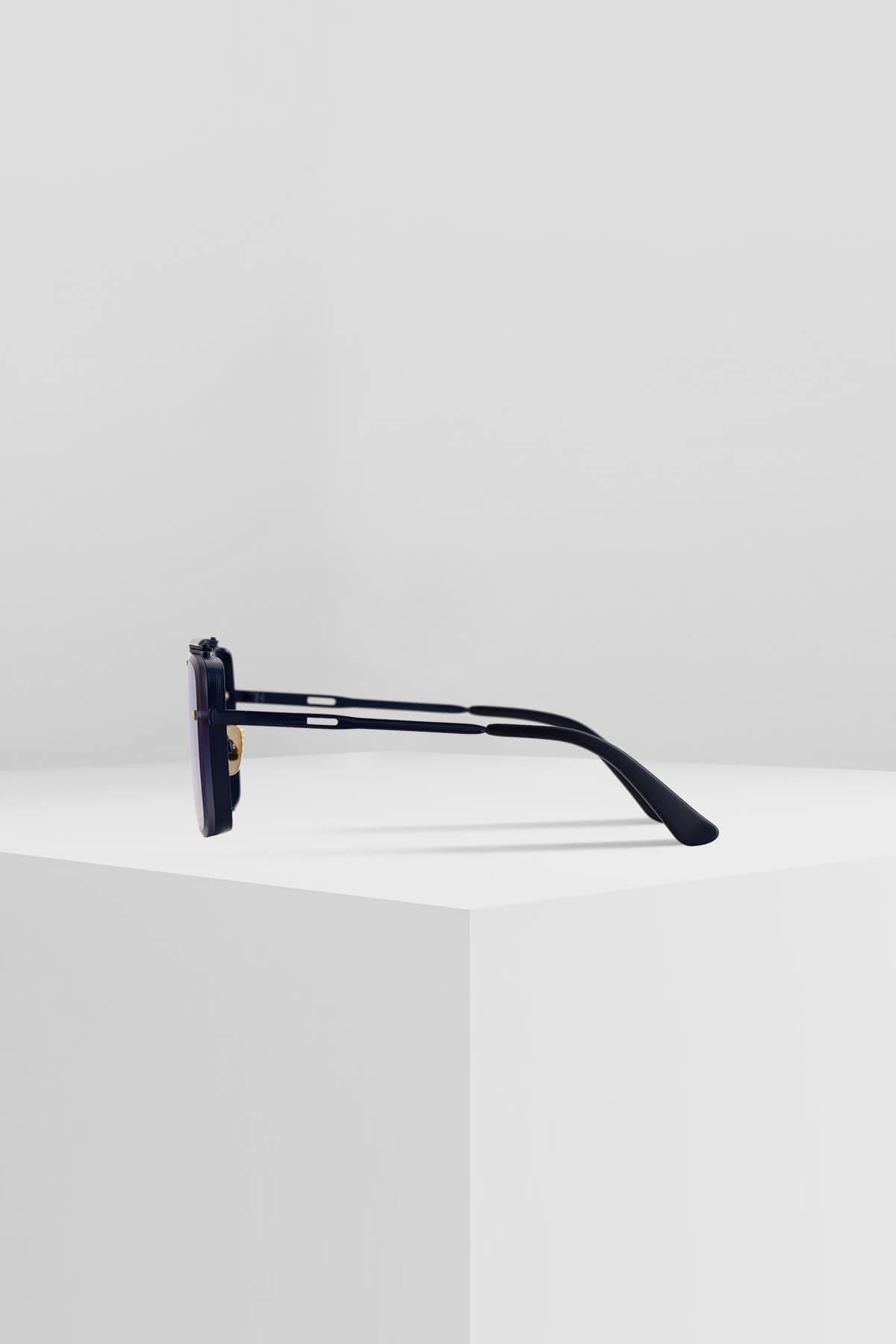 ROYAL EYEWEAR RE2106 MAVİ UNİSEX GÜNEŞ GÖZLÜĞÜGÖZLÜKWATCHOFROYALRE2106ROYAL EYEWEAR RE2106 MAVİ UNİSEX GÜNEŞ GÖZLÜĞÜ