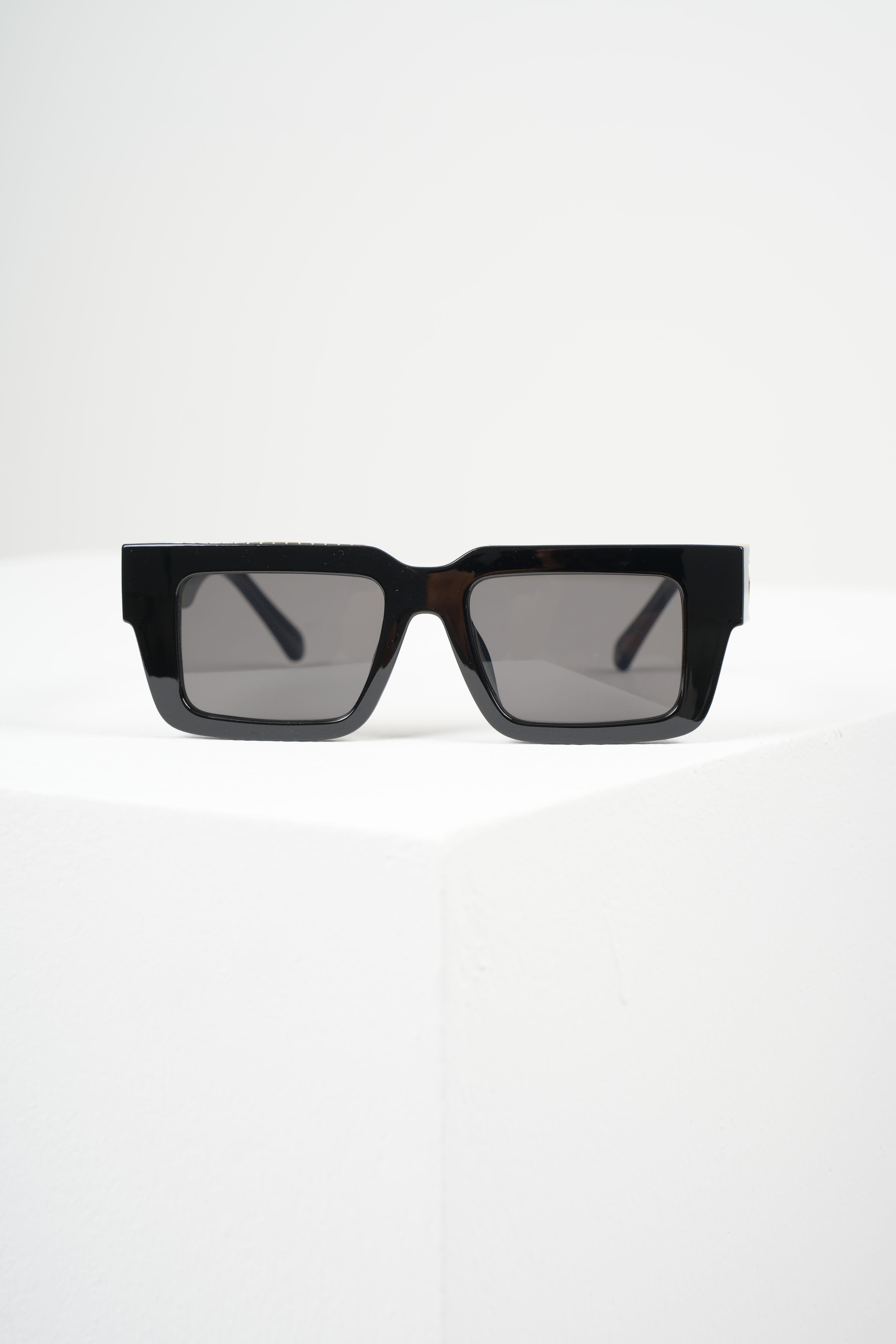 ROYAL EYEWEAR RE2309 BLACK EyewearWATCHOFROYALRE2309ROYAL EYEWEAR RE2309 BLACK 