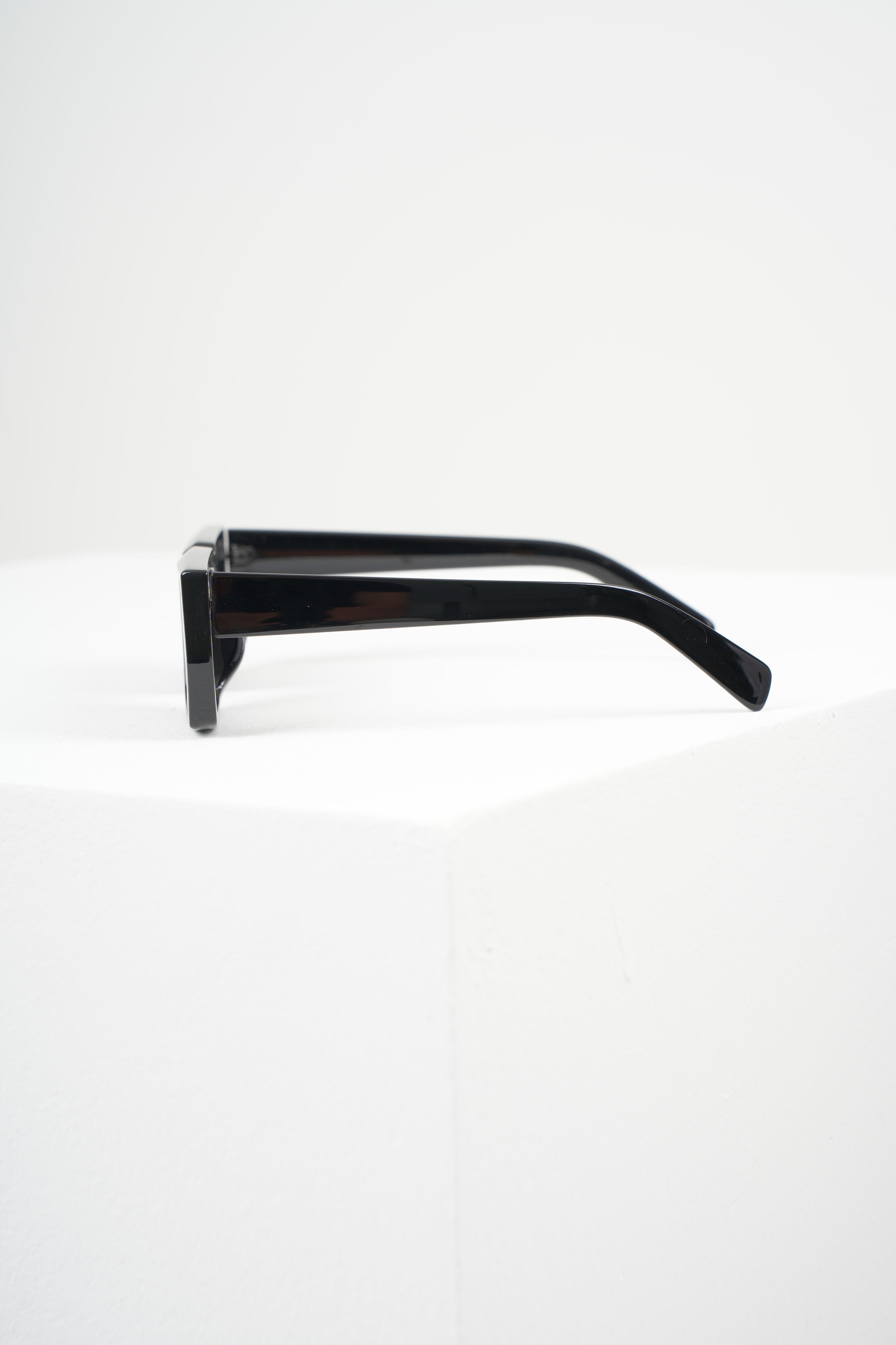 ROYAL EYEWEAR RE2340 BLACK UNISEX EyewearWATCHOFROYALRE2340ROYAL EYEWEAR RE2340 BLACK UNISEX 