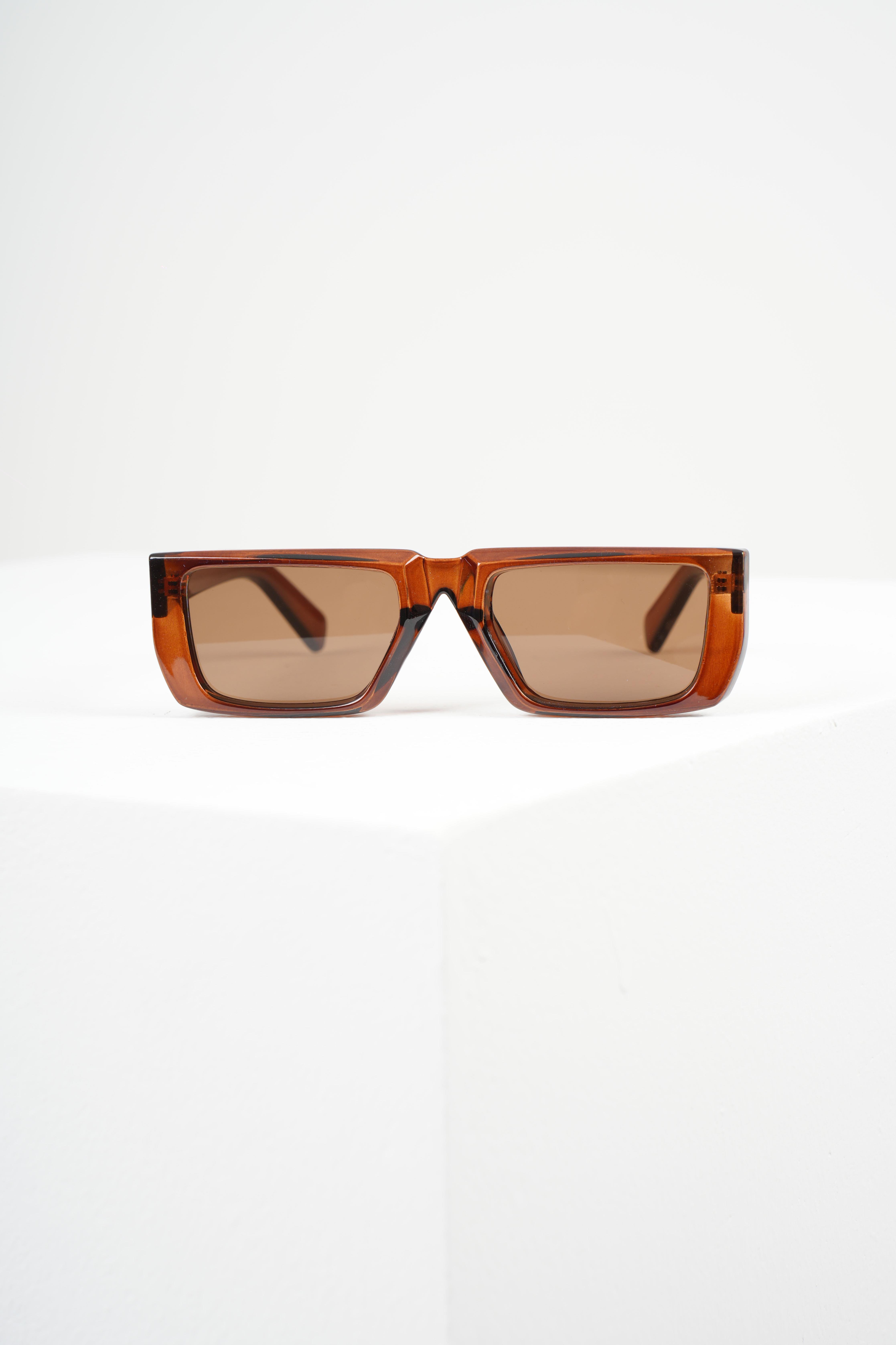 ROYAL EYEWEAR RE2340 KAHVERENGİ UNİSEX GÜNEŞ GÖZLÜĞÜGözlükWATCHOFROYALRE2340ROYAL EYEWEAR RE2340 KAHVERENGİ UNİSEX GÜNEŞ GÖZLÜĞÜ