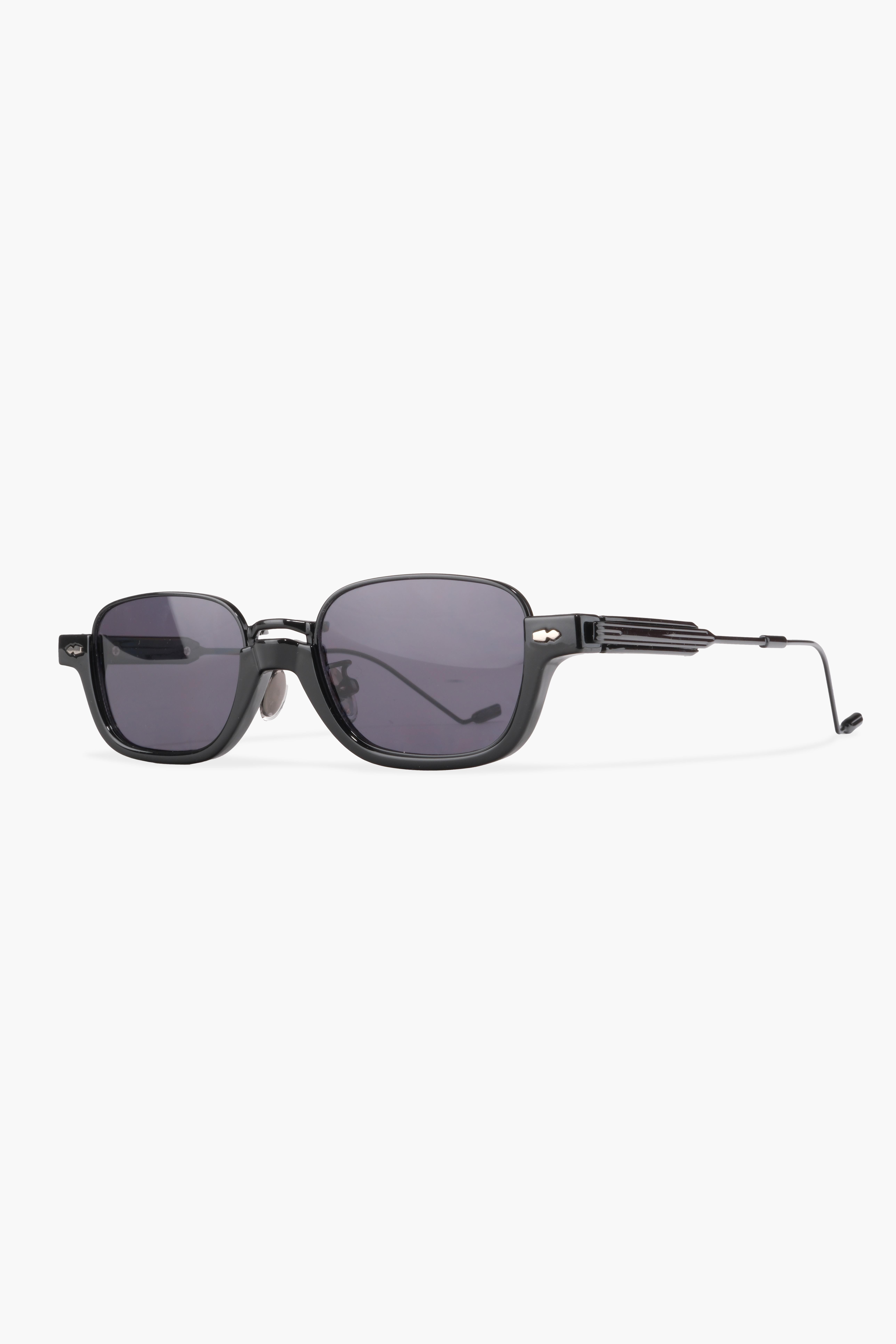 ROYAL EYEWEAR RE33484 SİLVER SİYAH UNİSEX GÜNEŞ GÖZLÜĞÜGözlükWATCHOFROYALRE33484ROYAL EYEWEAR RE33484 SİLVER SİYAH UNİSEX GÜNEŞ GÖZLÜĞÜ