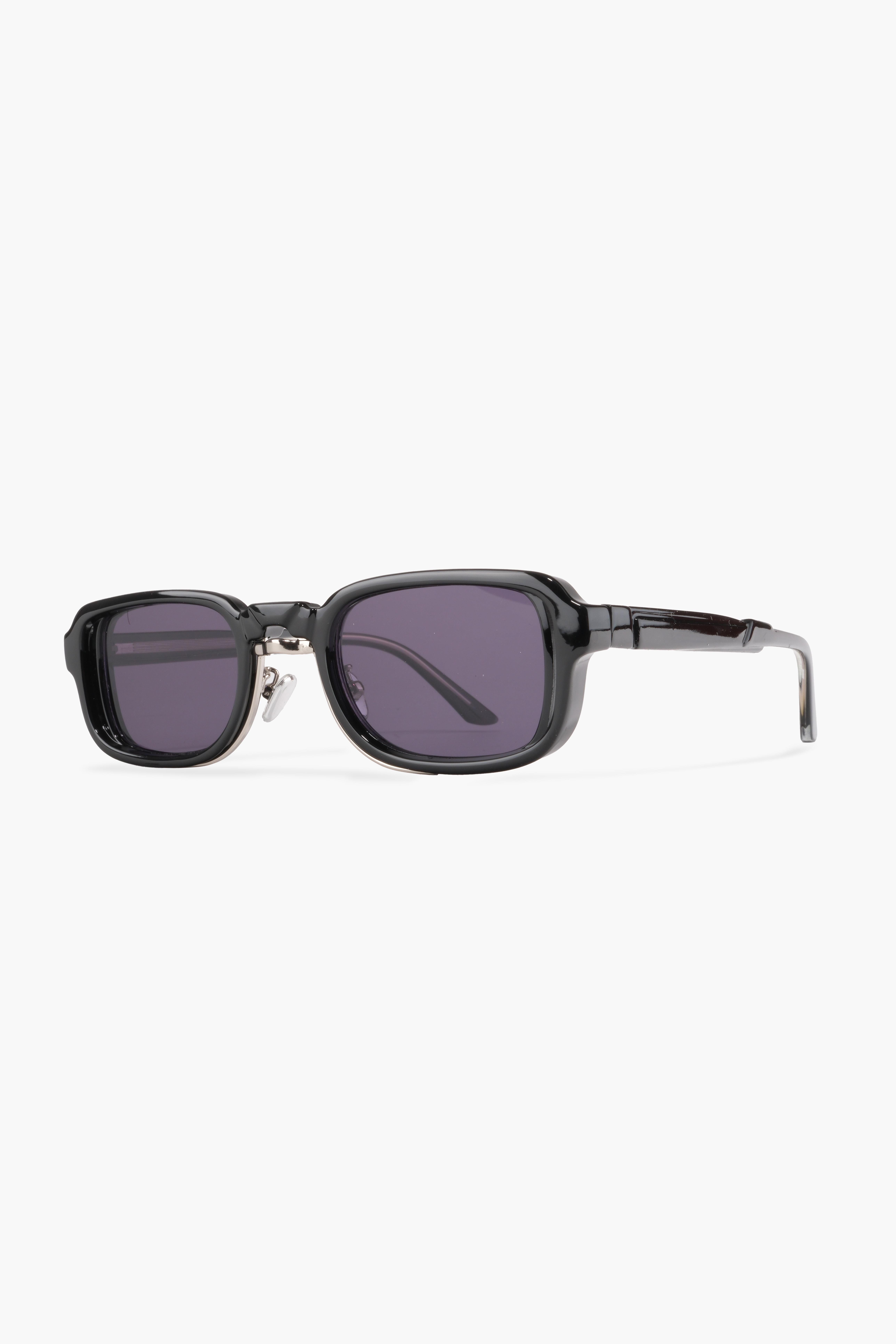 ROYAL EYEWEAR RE5554 SİYAH GÜNEŞ GÖZLÜĞÜGözlükWATCHOFROYALRE5554ROYAL EYEWEAR RE5554 SİYAH GÜNEŞ GÖZLÜĞÜ