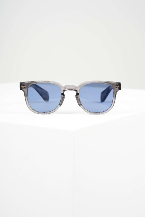 ROYAL EYEWEAR RE6508 GRİ UNİSEX GÜNEŞ GÖZLÜĞÜEyewearWATCHOFROYALRE6508ROYAL EYEWEAR RE6508 GRİ UNİSEX GÜNEŞ GÖZLÜĞÜ
