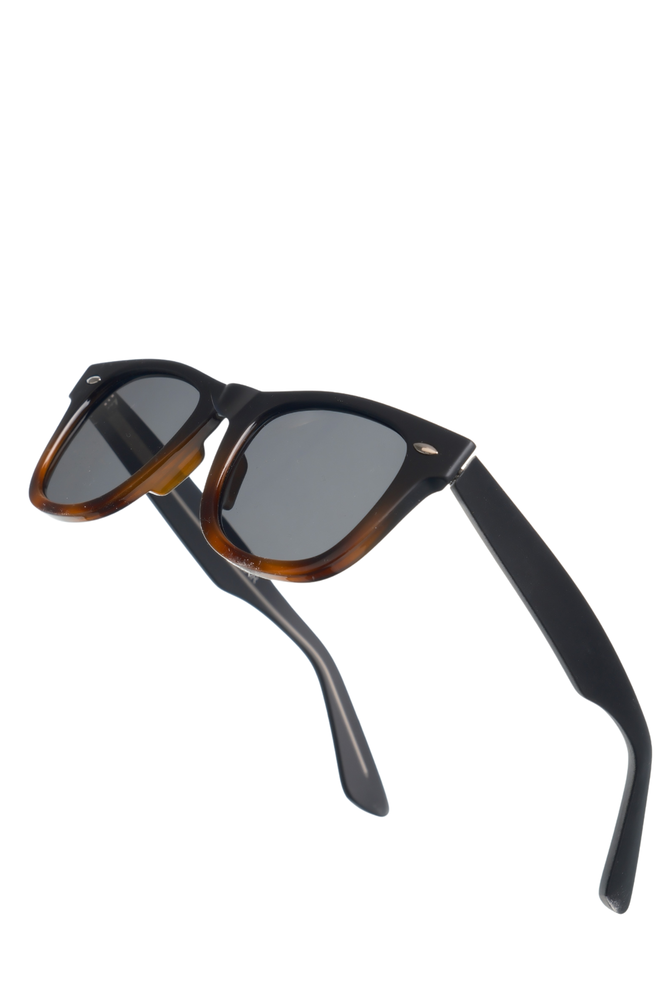 ROYAL EYEWEAR RE6802 LEOPAR  SİYAH UNISEX GÜNEŞ GÖZLÜĞÜGözlükWATCHOFROYALRE6802ROYAL EYEWEAR RE6802 LEOPAR  SİYAH UNISEX GÜNEŞ GÖZLÜĞÜ