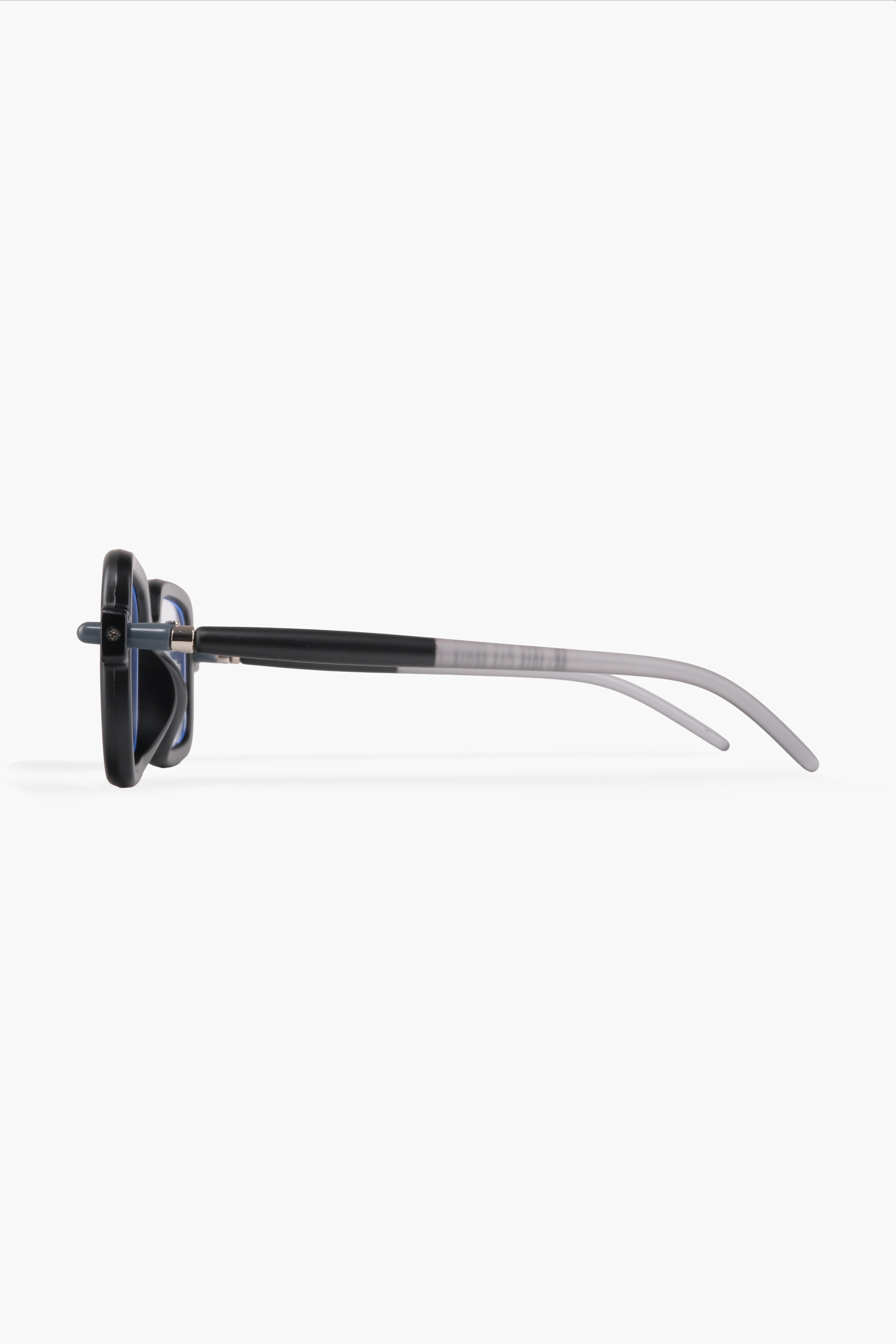 ROYAL EYEWEAR 86512 TRANSPARENT UNISEX GÜNEŞ GÖZLÜĞÜGözlükWATCHOFROYALRE86512TRNPRNTROYAL EYEWEAR 86512 TRANSPARENT UNISEX GÜNEŞ GÖZLÜĞÜ