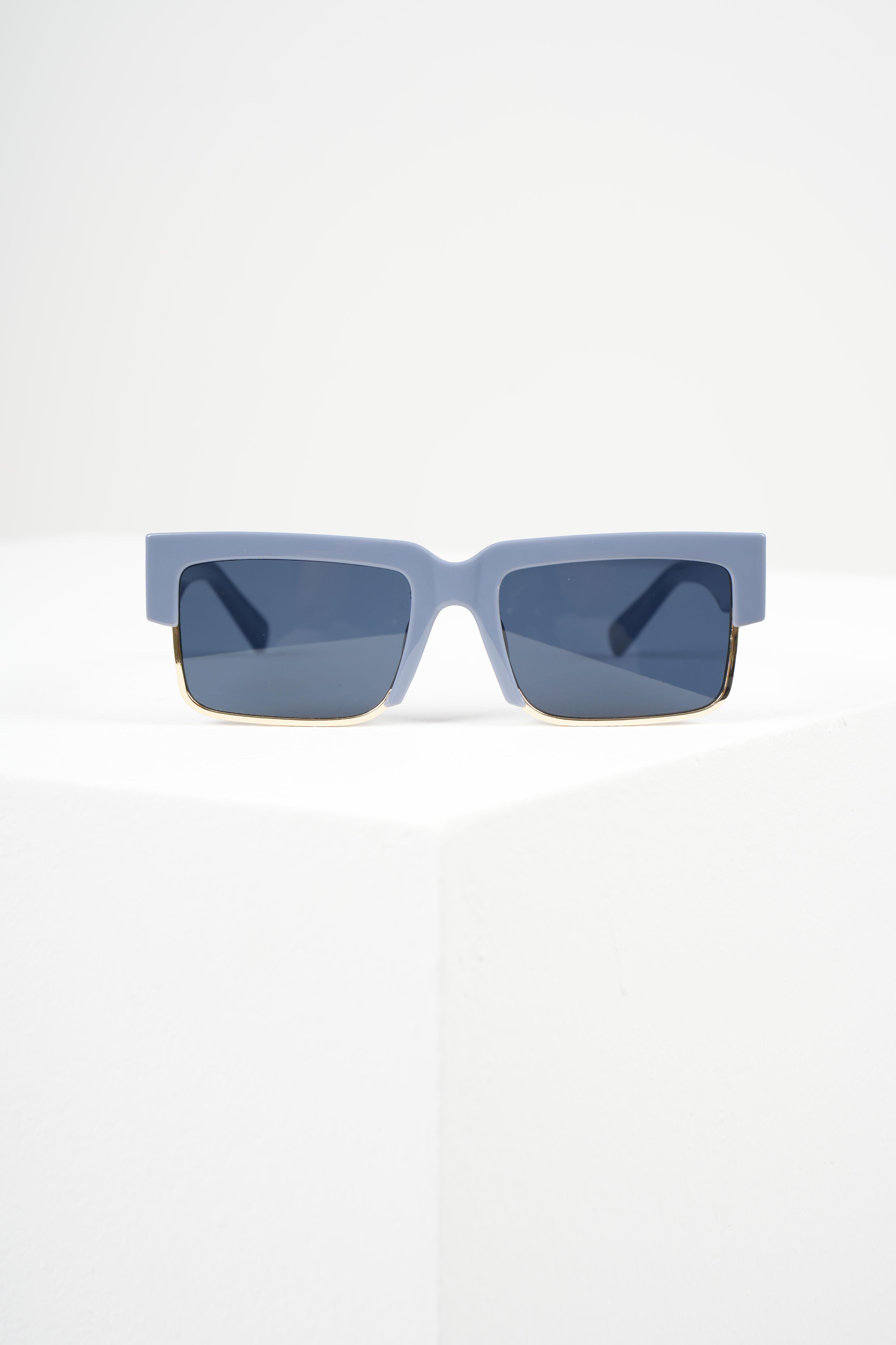 ROYAL EYEWEAR RE9171 GRİ GÜNEŞ GÖZLÜĞÜGözlükWATCHOFROYALRE9171ROYAL EYEWEAR RE9171 GRİ GÜNEŞ GÖZLÜĞÜ