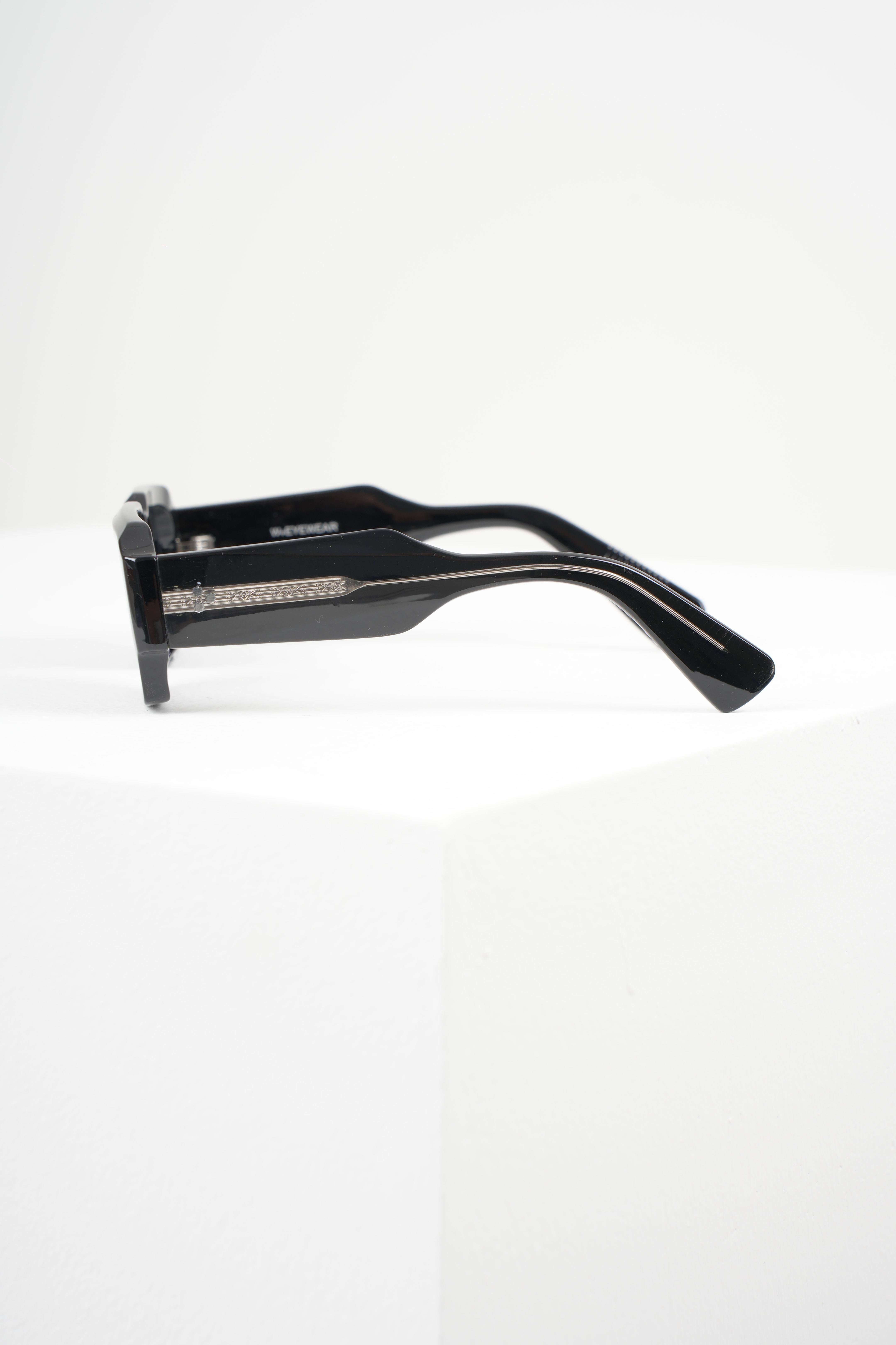 ROYAL EYEWEAR RE9888 SİYAH UNISEX GÜNEŞ GÖZLÜĞÜGözlükWATCHOFROYALRE9888ROYAL EYEWEAR RE9888 SİYAH UNISEX GÜNEŞ GÖZLÜĞÜ