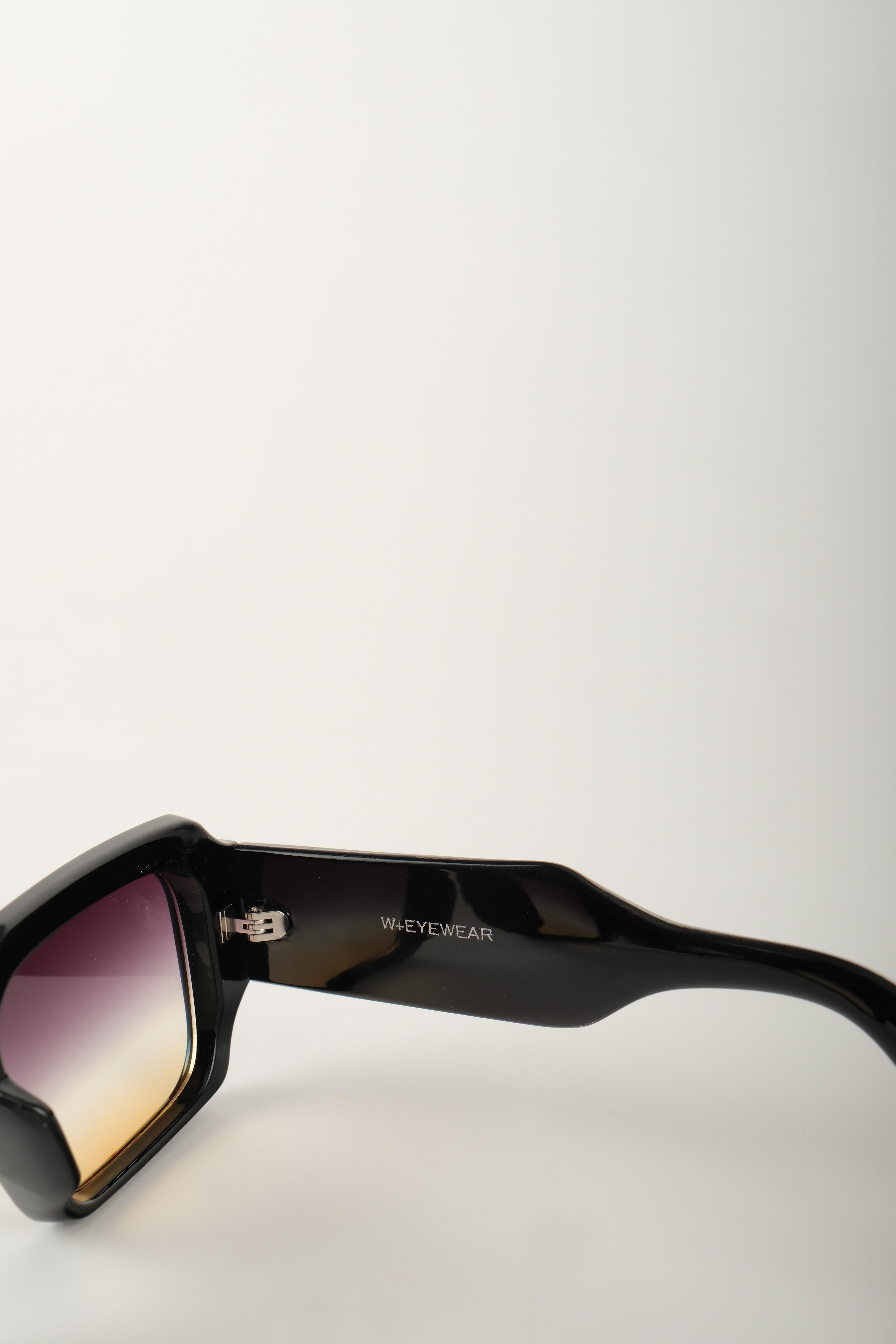 ROYAL EYEWEAR RE9888 DEGRADE SARI UNISEX GÜNEŞ GÖZLÜĞÜGözlükWATCHOFROYALRE9888ROYAL EYEWEAR RE9888 DEGRADE SARI UNISEX GÜNEŞ GÖZLÜĞÜ