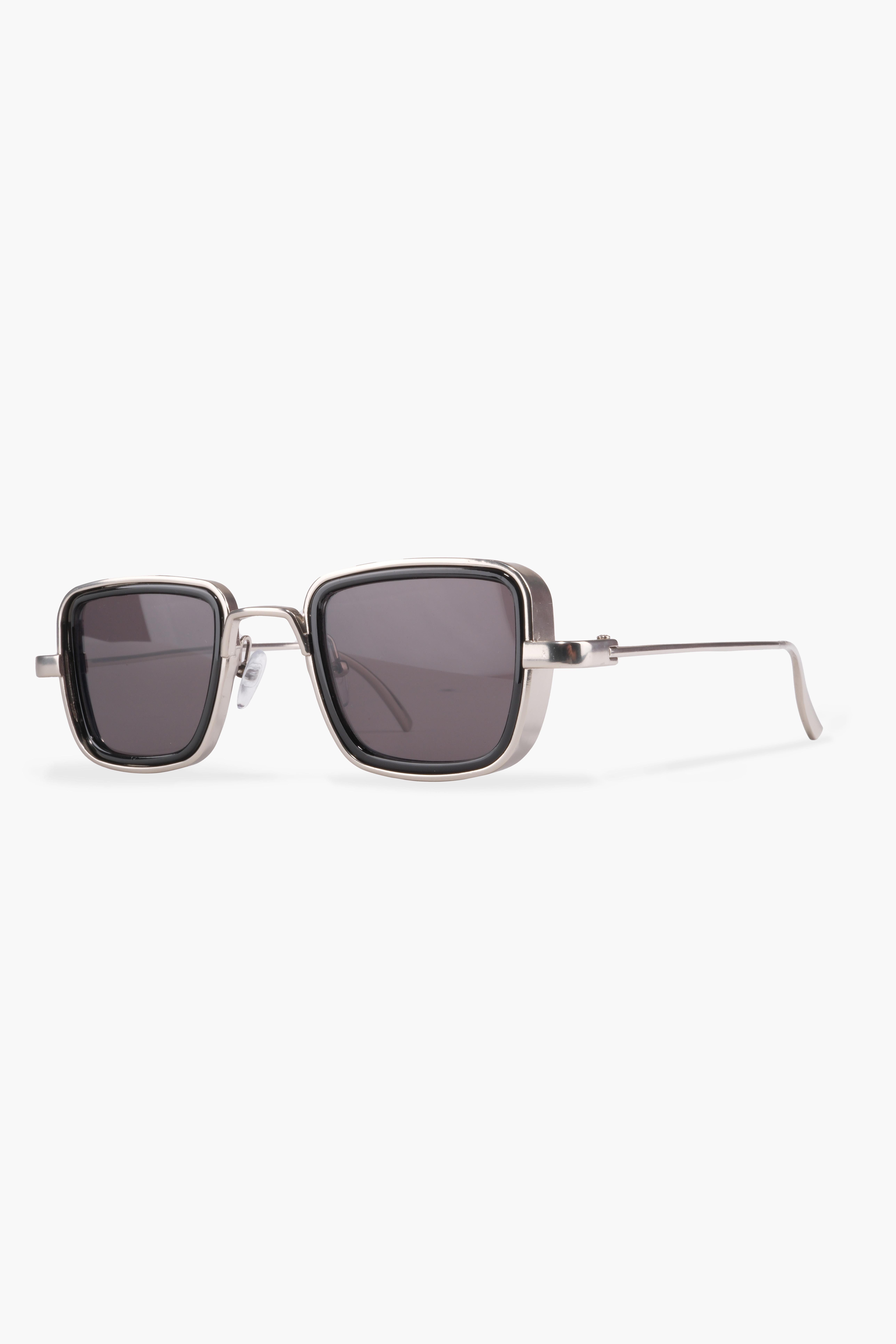 ROYAL EYEWEAR EX657-SILVER BLACK UNISEX SUNGLASSESGözlükWATCHOFROYALREEX657SLVRBLCKROYAL EYEWEAR EX657-SILVER BLACK UNISEX SUNGLASSES