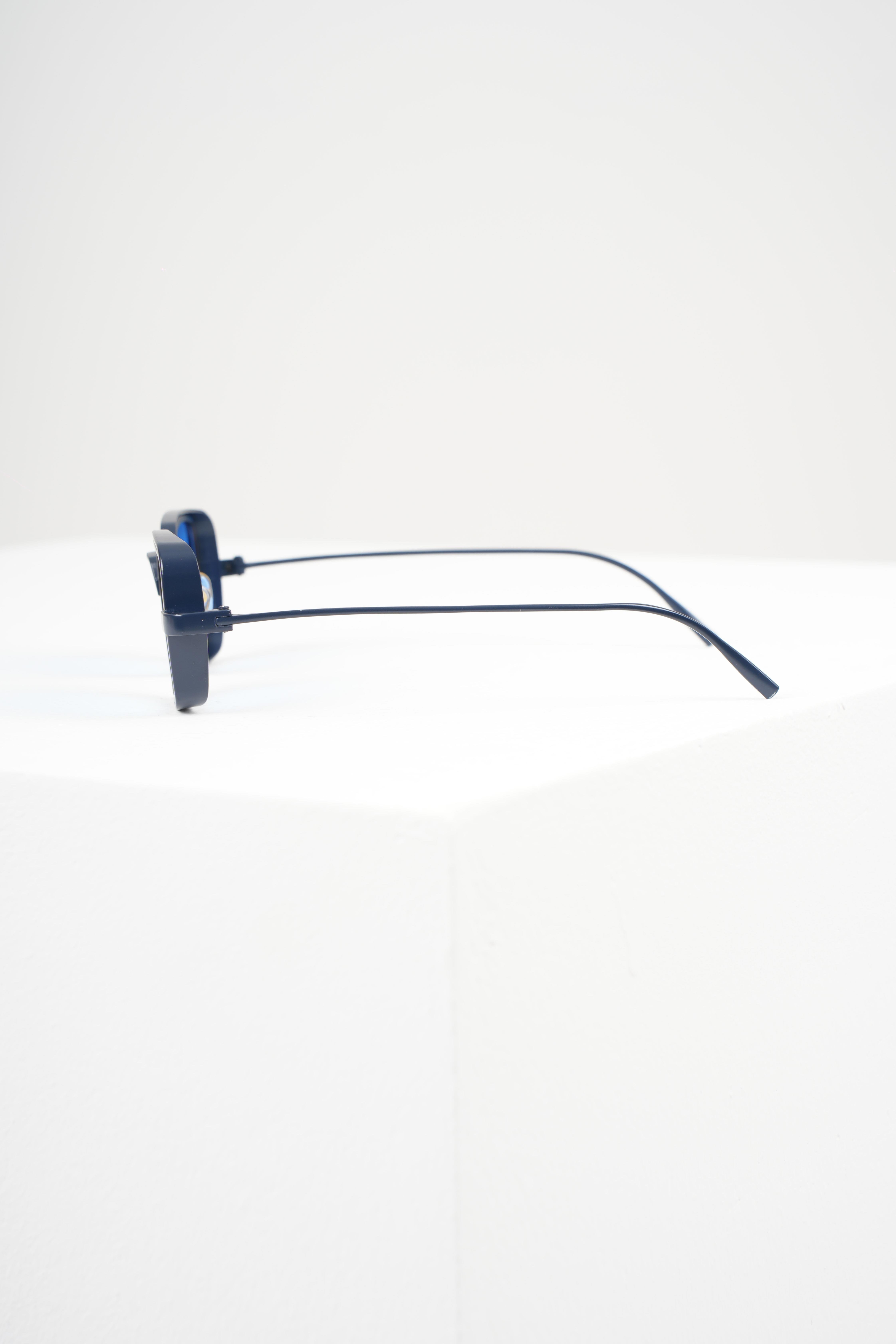 ROYAL EYEWEAR YW657-MAVİ UNISEX GÜNEŞ GÖZLÜĞÜGözlükWATCHOFROYALREYW657BLUEROYAL EYEWEAR YW657-MAVİ UNISEX GÜNEŞ GÖZLÜĞÜ