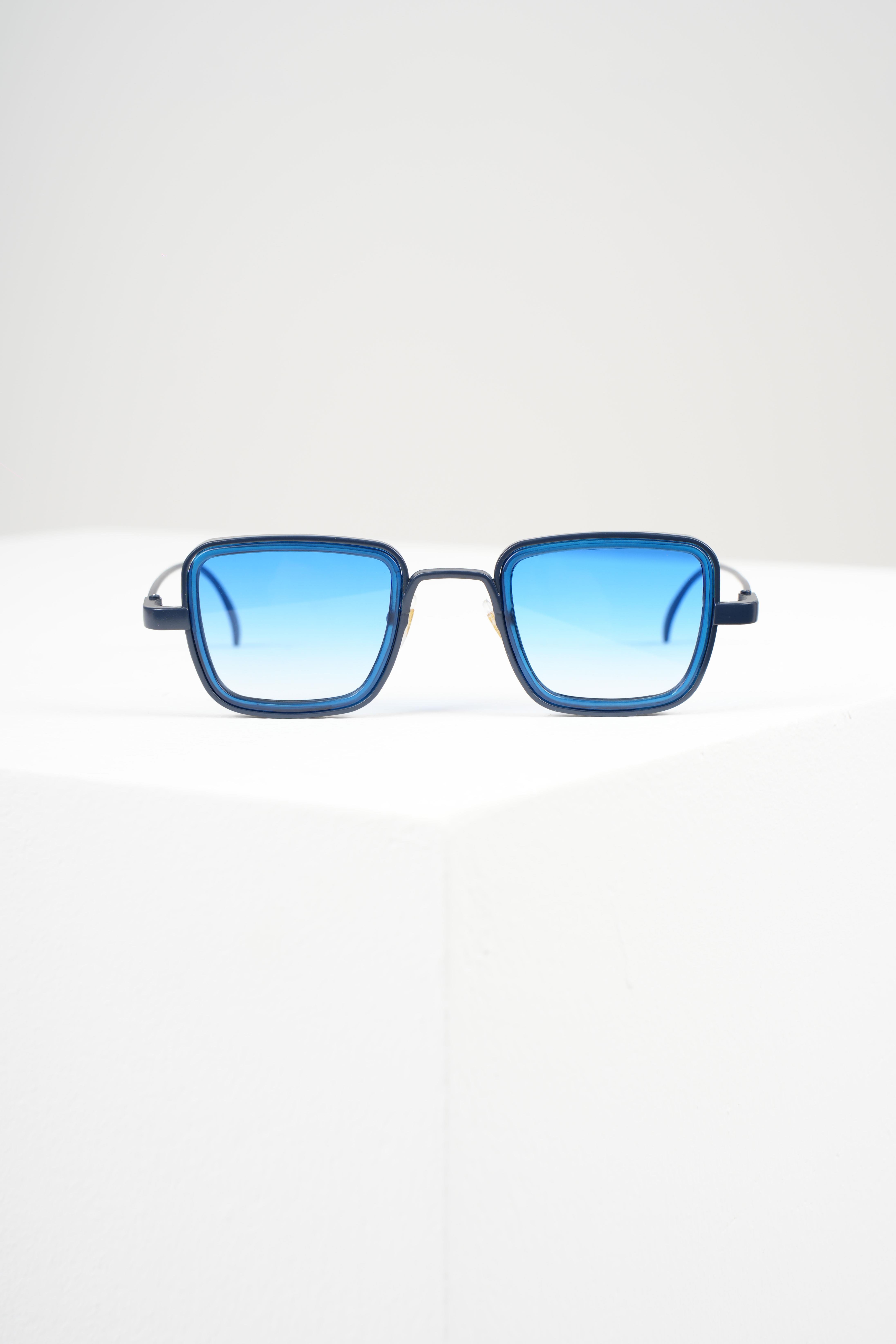 ROYAL EYEWEAR YW657-MAVİ UNISEX GÜNEŞ GÖZLÜĞÜGözlükWATCHOFROYALREYW657BLUEROYAL EYEWEAR YW657-MAVİ UNISEX GÜNEŞ GÖZLÜĞÜ