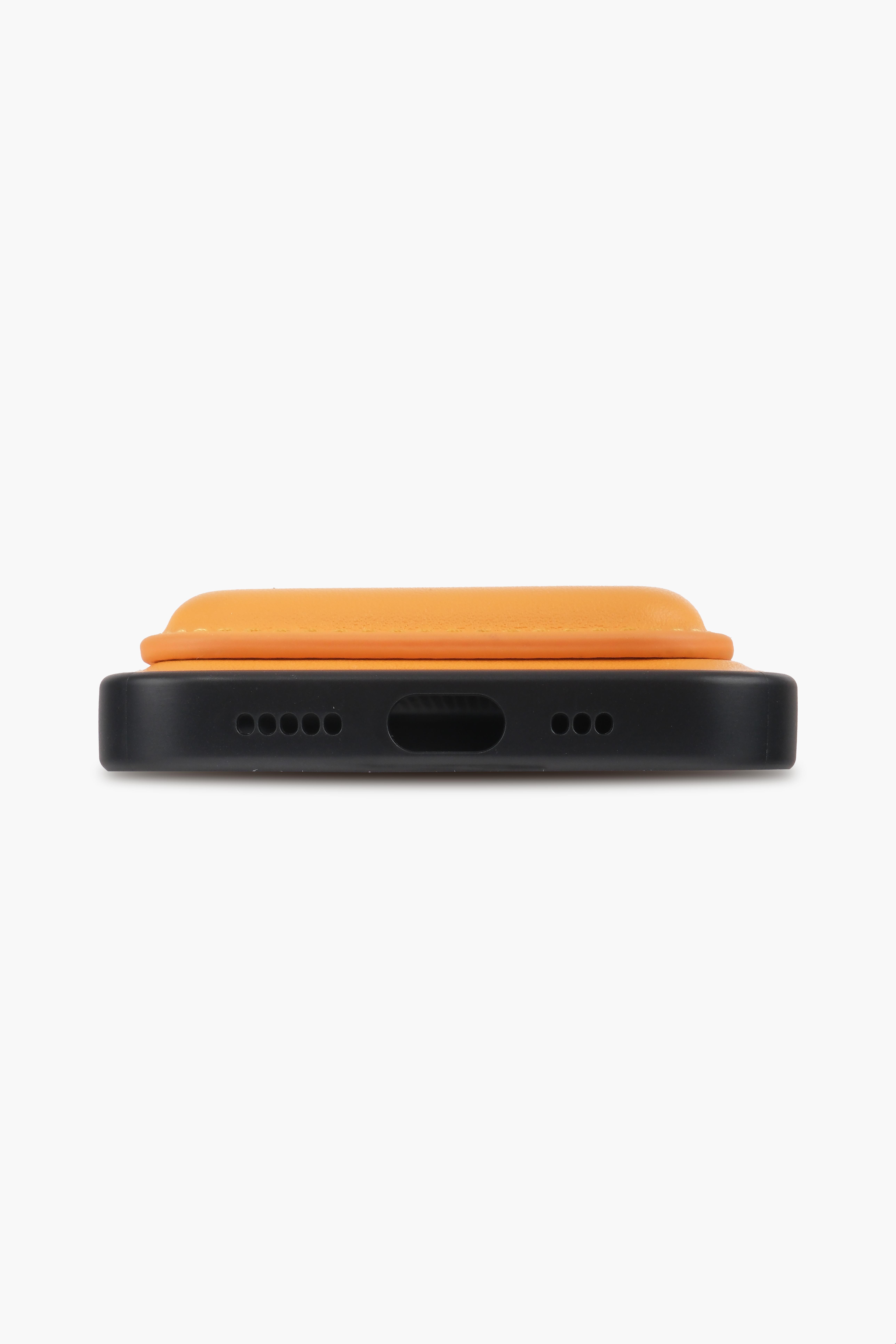 IPHONE 15 PRO MAX SARI MAGESAFE ÖZELLİKLİ DERİ TELEFON KILIFI & KARTLIKKılıfWATCHOFROYALİPHONE15PROMAXIPHONE 15 PRO MAX SARI MAGESAFE ÖZELLİKLİ DERİ TELEFON KILIFI & KARTLIK