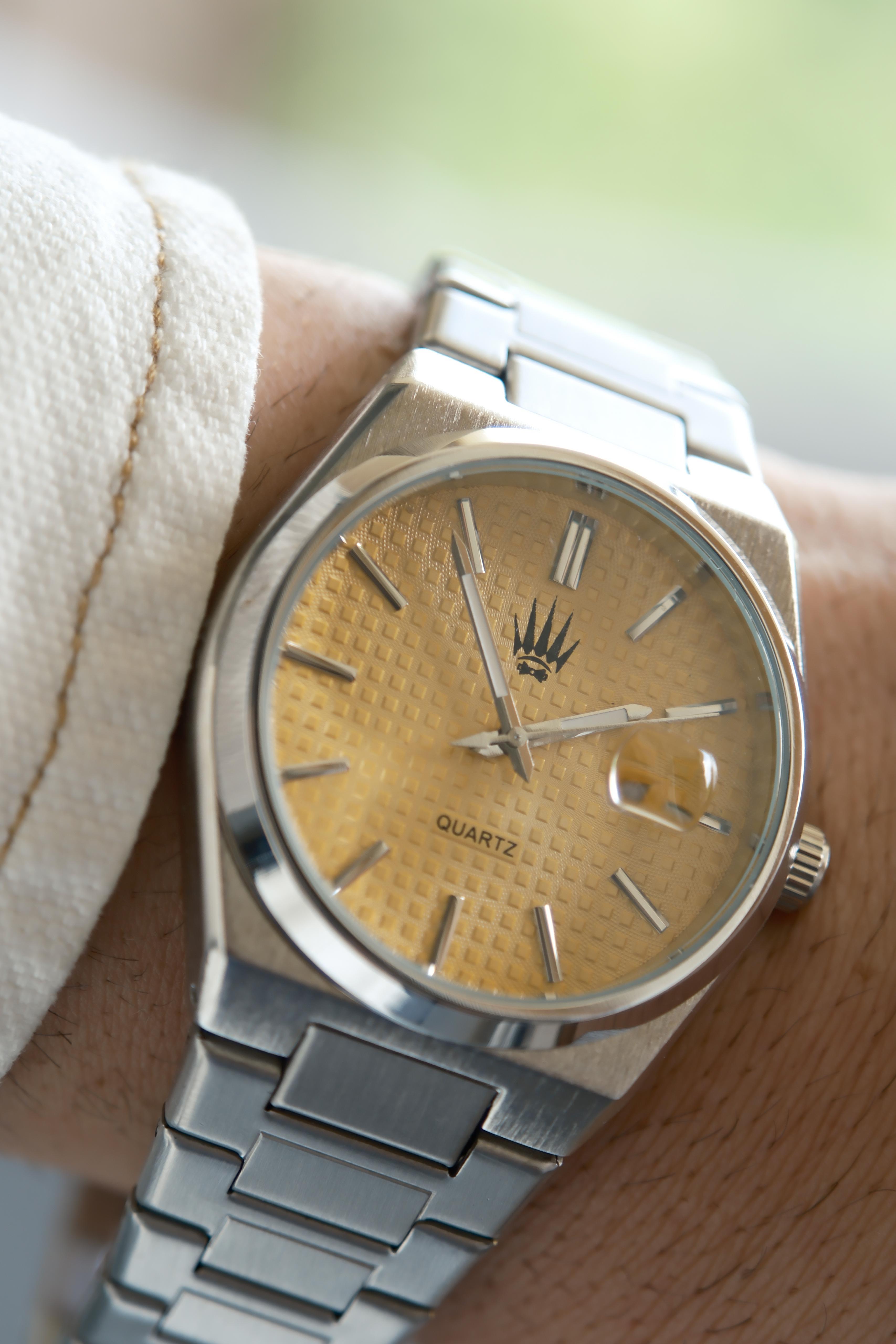 Vortex Silver Yellow Çelik Kol SaatiWatchesWATCHOFROYALVORTEXVortex Silver Yellow Çelik Kol Saati