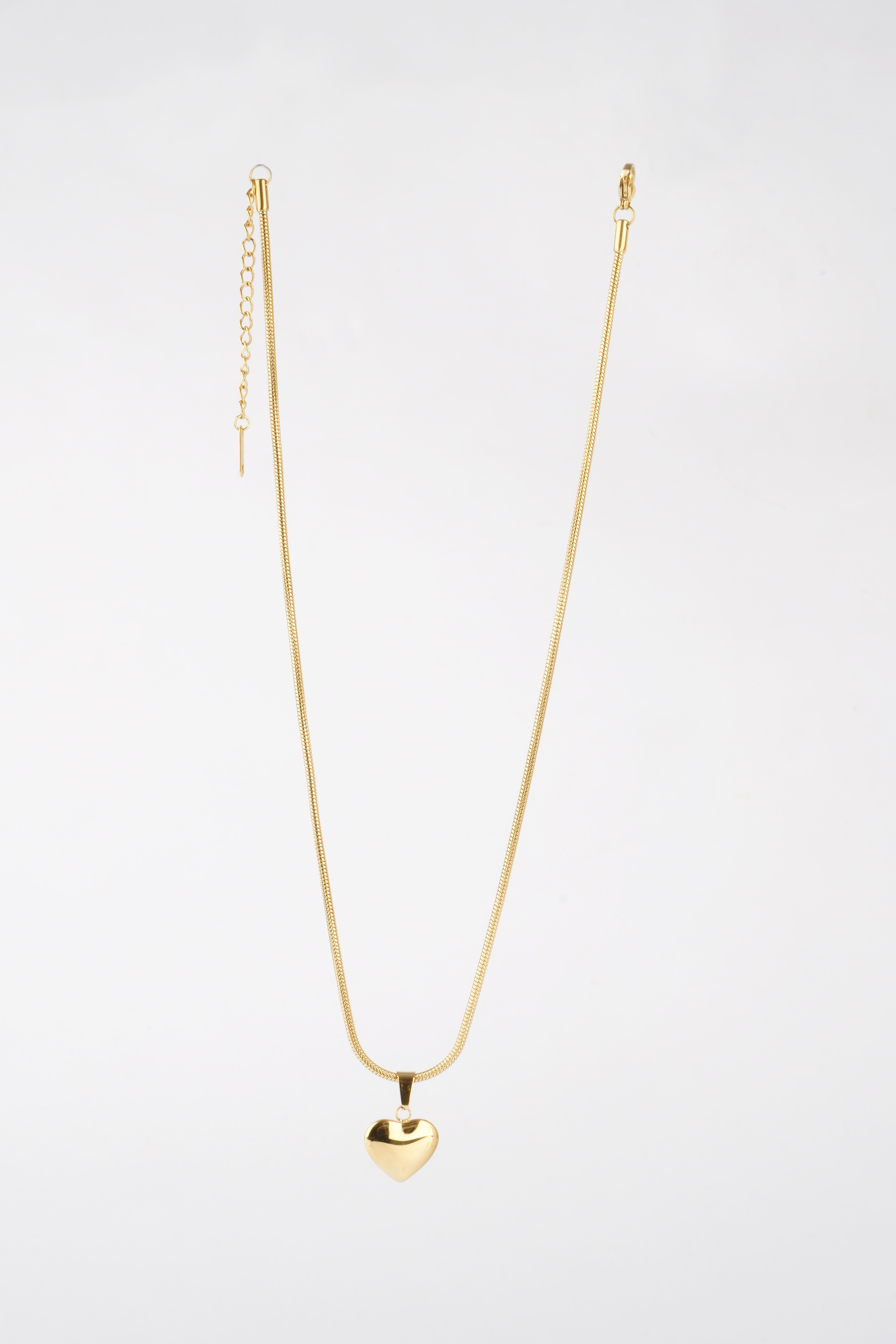 ADORE LOVE GOLD ÇELİK ZİNCİR KOLYEKolyeWATCHOFROYALADORELOVEADORE LOVE GOLD ÇELİK ZİNCİR KOLYE