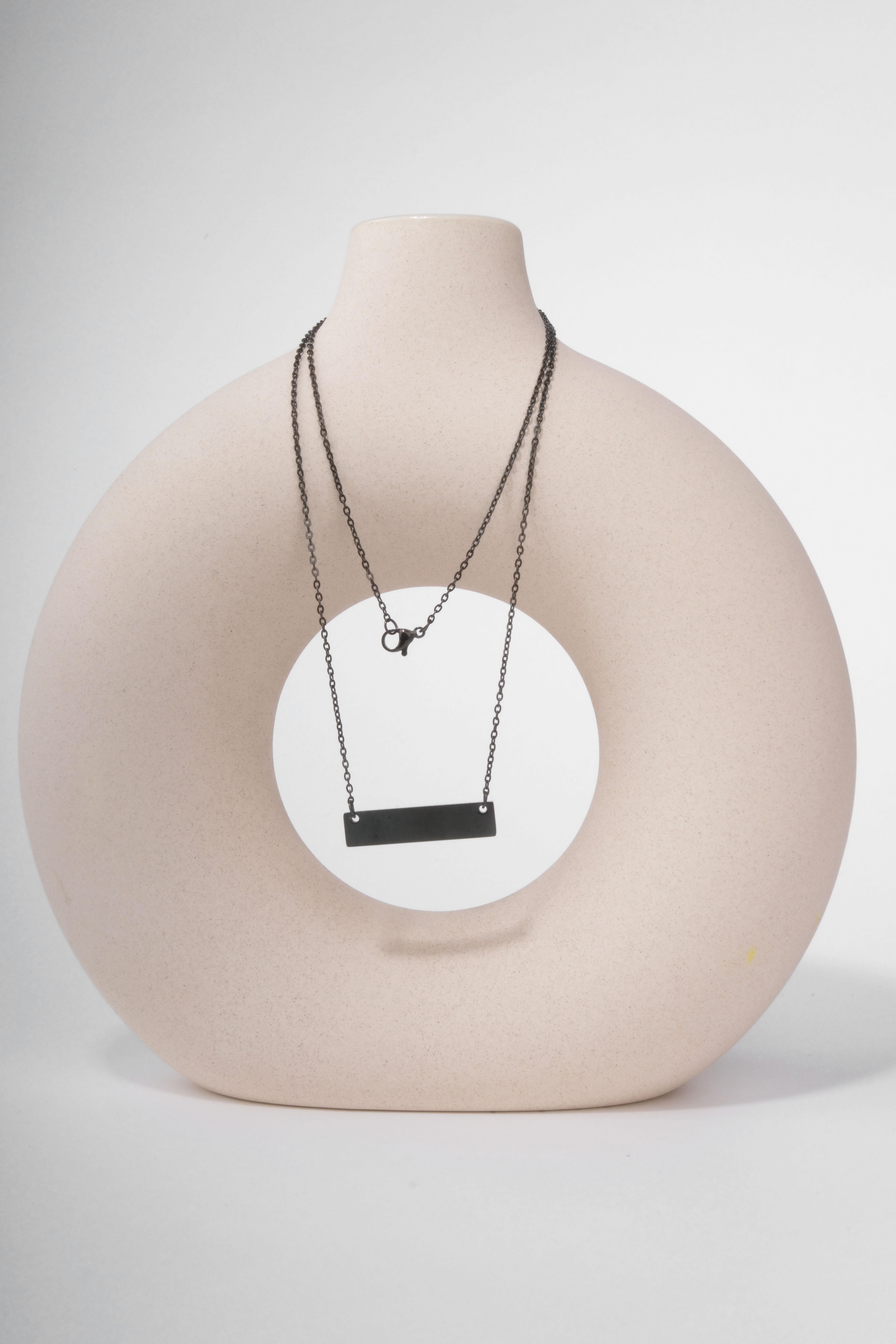 ISABELLA BLACK STEEL NECKLACENECKLACEWATCHOFROYALISBLLBLCKISABELLA BLACK STEEL NECKLACE