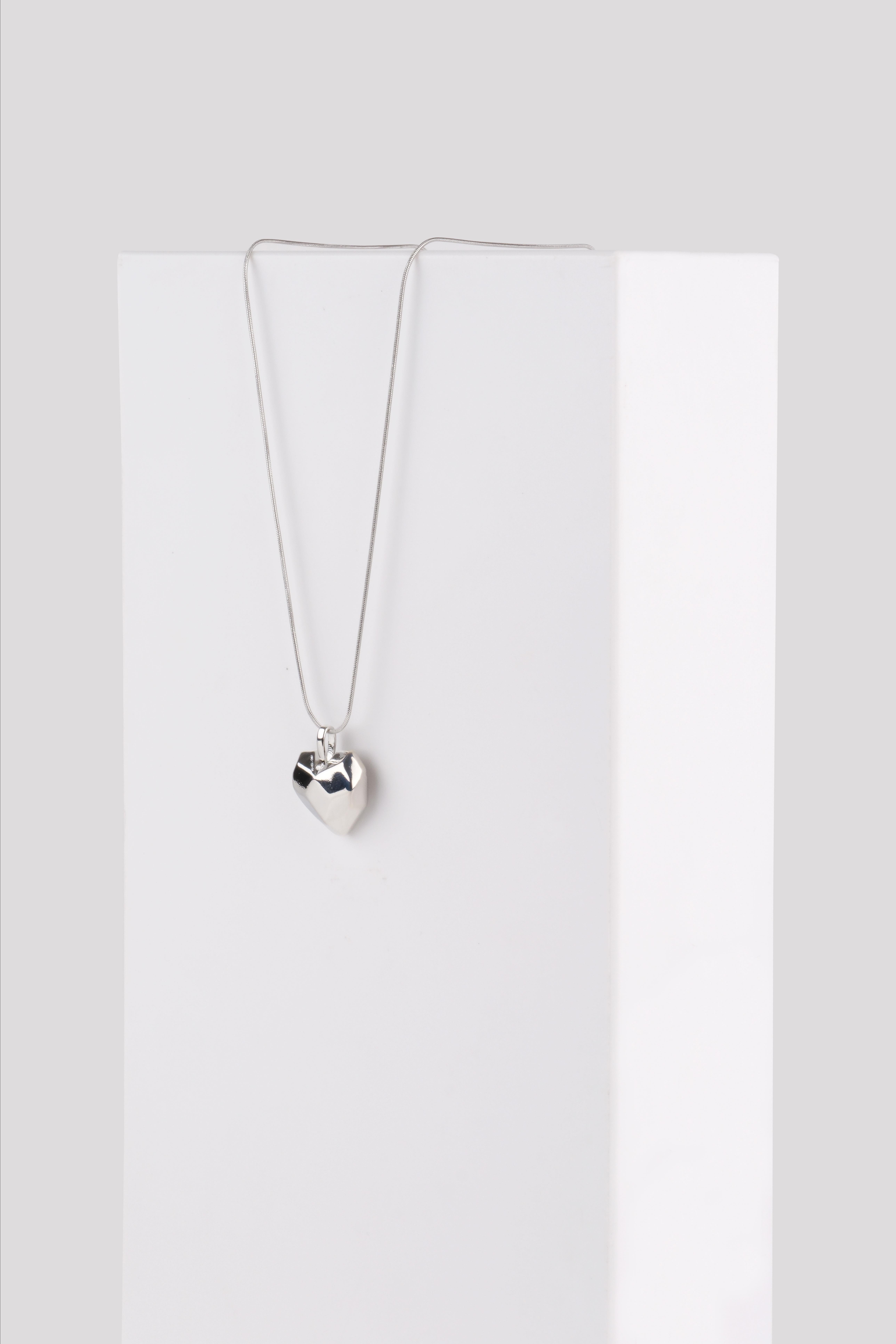 MAGIA LOVE SILVER ÇELİK ZİNCİR KOLYENecklaceWATCHOFROYALMAGIALOVEMAGIA LOVE SILVER ÇELİK ZİNCİR KOLYE