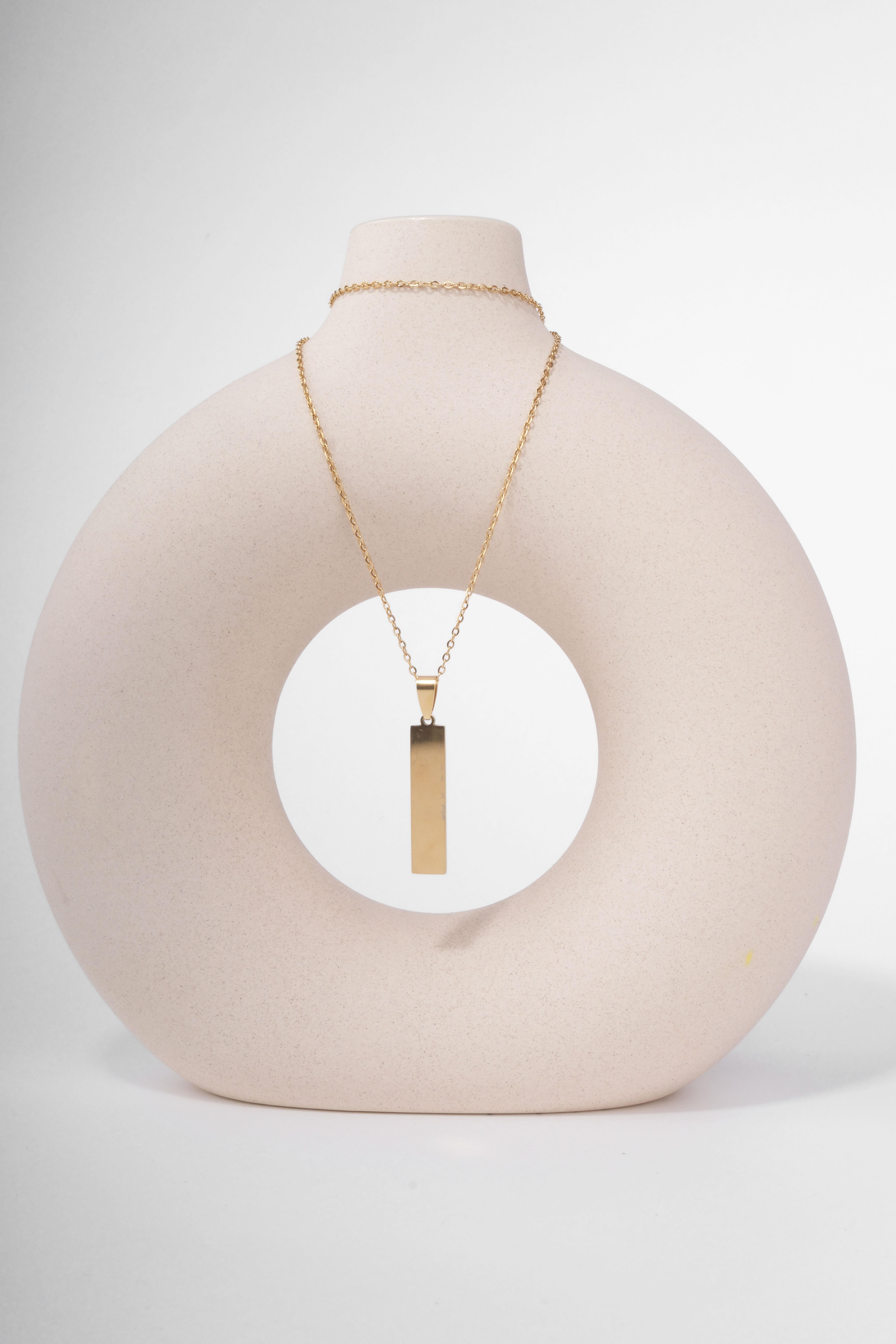 VALENTE  GOLD KOLYE NECKLACEWATCHOFROYALVLNTGLDVALENTE  GOLD KOLYE 