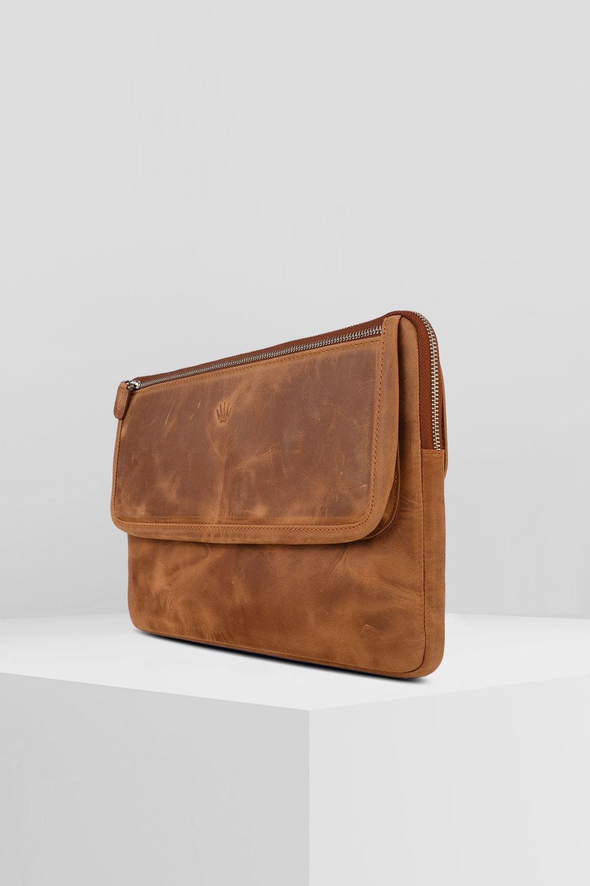 WRISTLET CRAZY TABA CLUTCH EL CANTASI Laptop ve Evrak ÇantasıWATCHOFROYALWRSTCLTCHTBWRISTLET CRAZY TABA CLUTCH EL CANTASI 