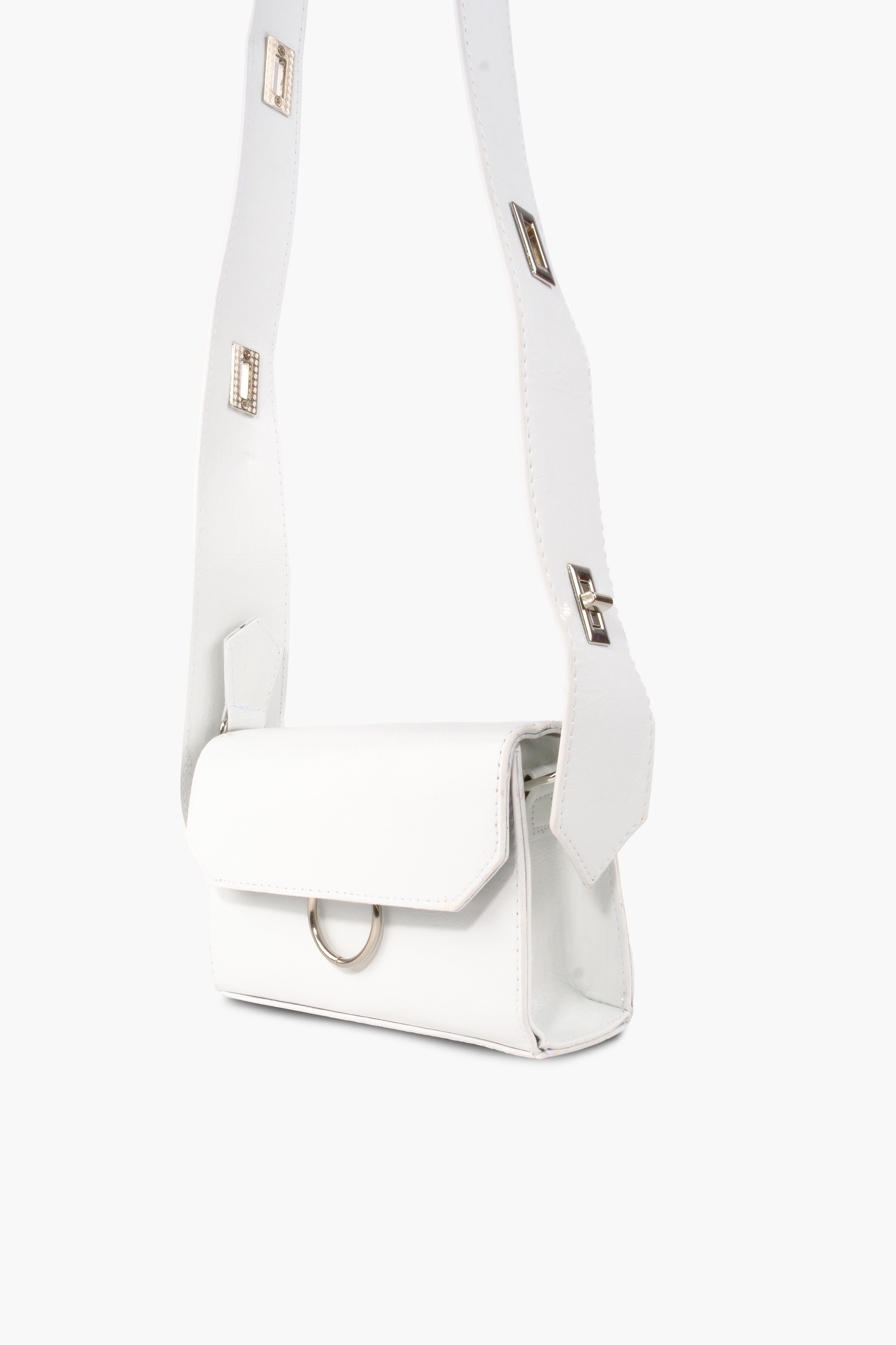 Kadın Desenli Beyaz Deri Ayarlanabilir Omuz Ve El Çantası DinaOmuz ÇantasıWATCHOFROYALDİNAKadın Desenli Beyaz Deri Ayarlanabilir Omuz Ve El Çantası Dina