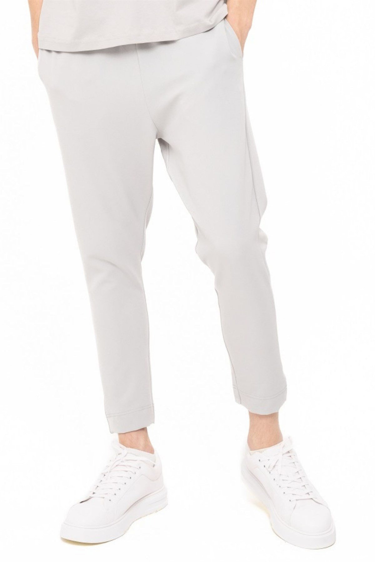 JOGER PANTOLON GREYPANTOLONWATCH OF ROYALJOGERGREYJOGER PANTOLON GREY