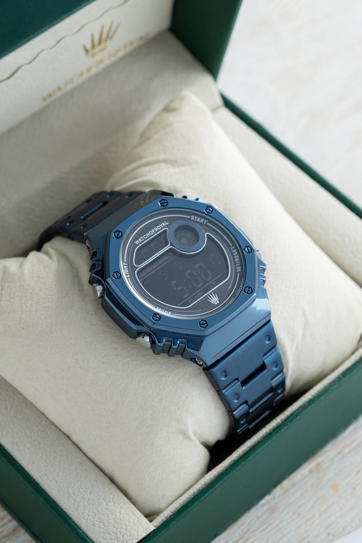 LED WOX NAVY BLUE KOL SAATİWATCHESWATCHOFROYALLEDWOXRSNVYBLKLSTLED WOX NAVY BLUE KOL SAATİ