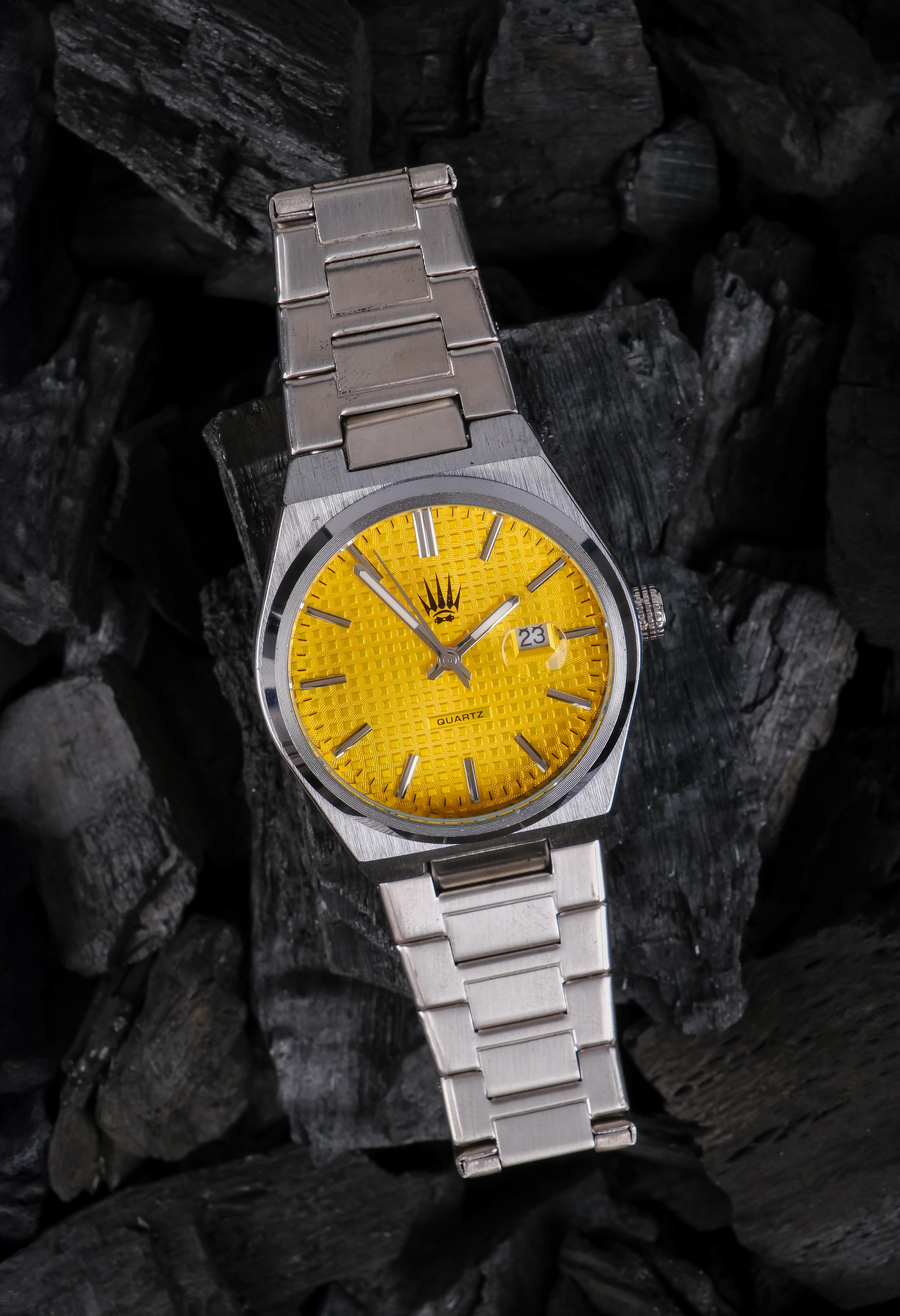 Vortex Silver Yellow Çelik Kol SaatiWatchesWATCHOFROYALVORTEXVortex Silver Yellow Çelik Kol Saati