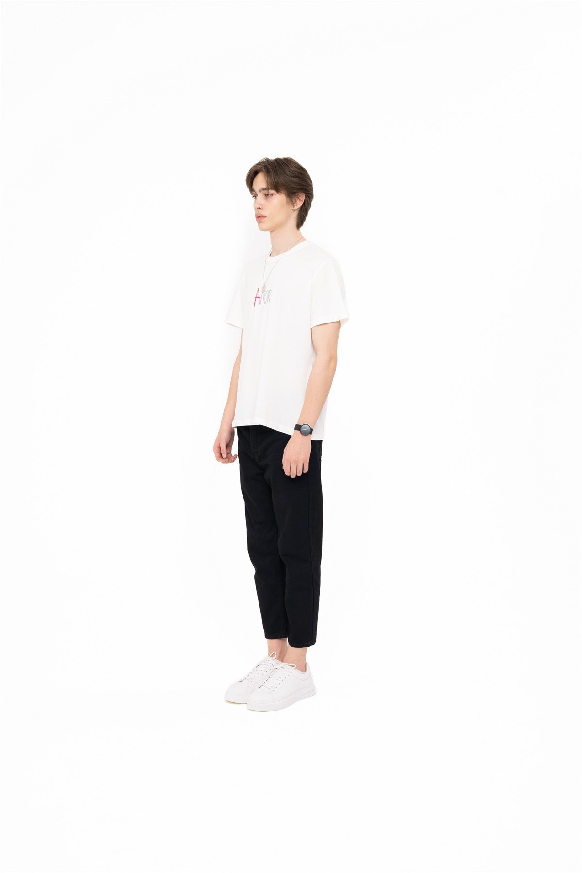 AMOR T-SHIRT WHITET-SHIRTWATCH OF ROYALAMORWHTAMOR T-SHIRT WHITE