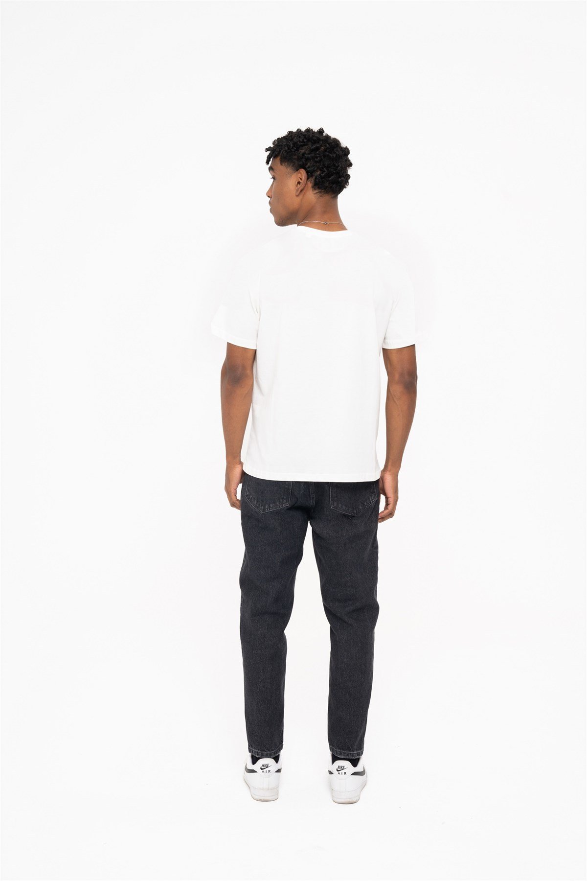 CACTUS T-SHIRT WHITET-SHIRTWATCH OF ROYALCACTUSWHİTECACTUS T-SHIRT WHITE