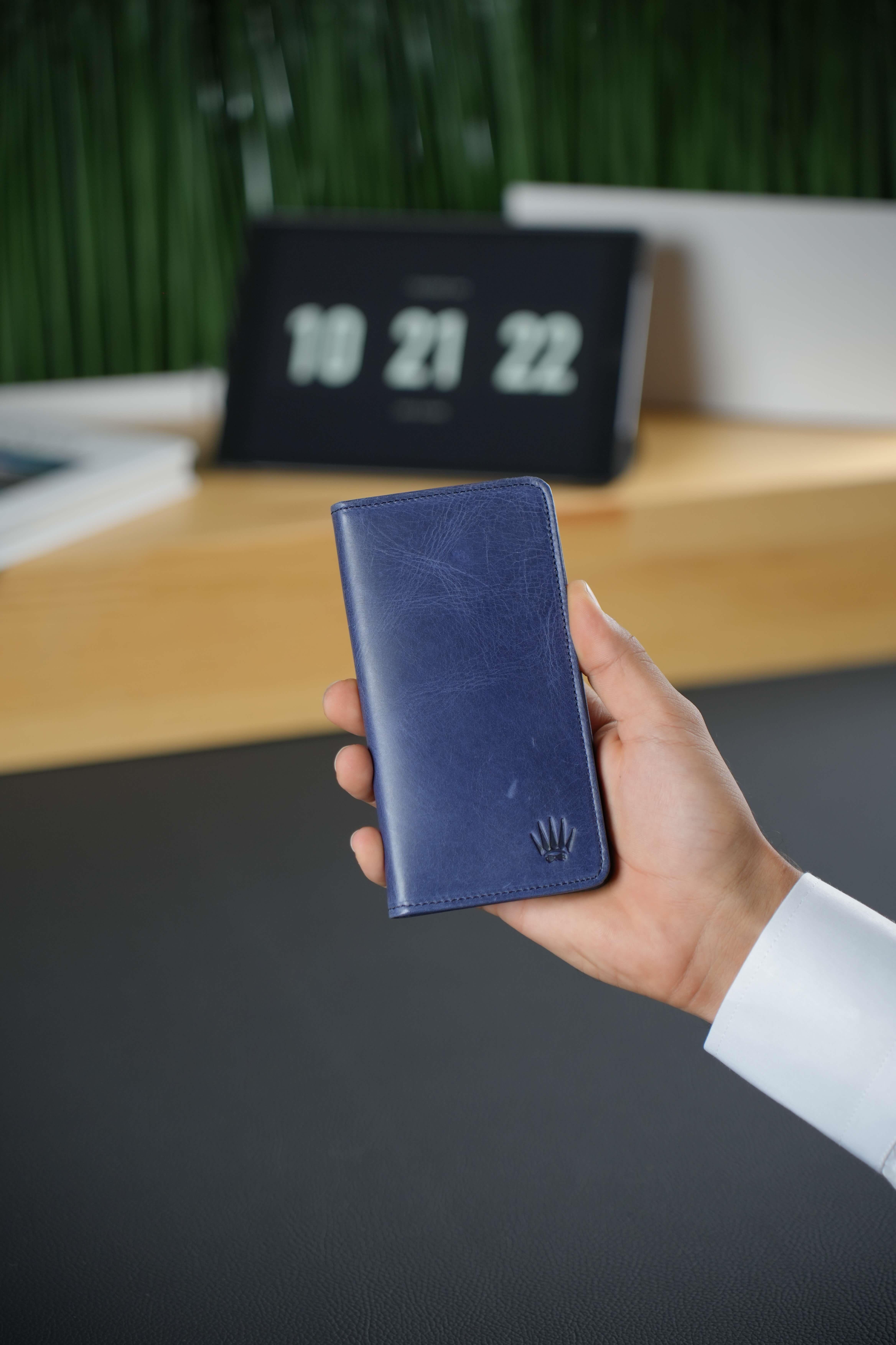 Hakiki Deri Cüzdan Lacivert %100 Hakiki Deri 5 Kart Bölmeli Minimalist Cüzdan & Kartlık MınıelegantPhone WalletWATCHOFROYALMINIELEGANTHakiki Deri Cüzdan Lacivert %100 Hakiki Deri 5 Kart Bölmeli Minimalist Cüzdan & Kartlık Mınıelegant