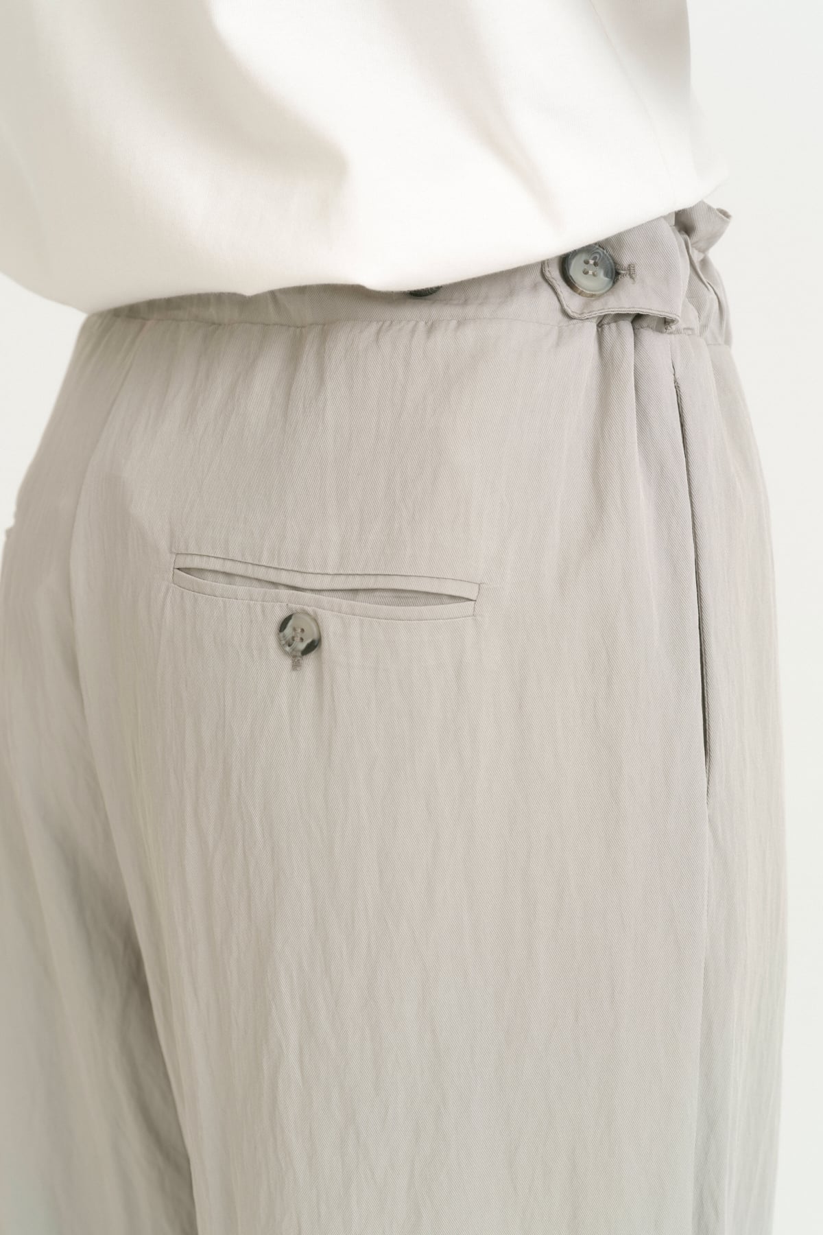 Beli Lastikli Düğme Detaylı Rayon Pantolon  Gri