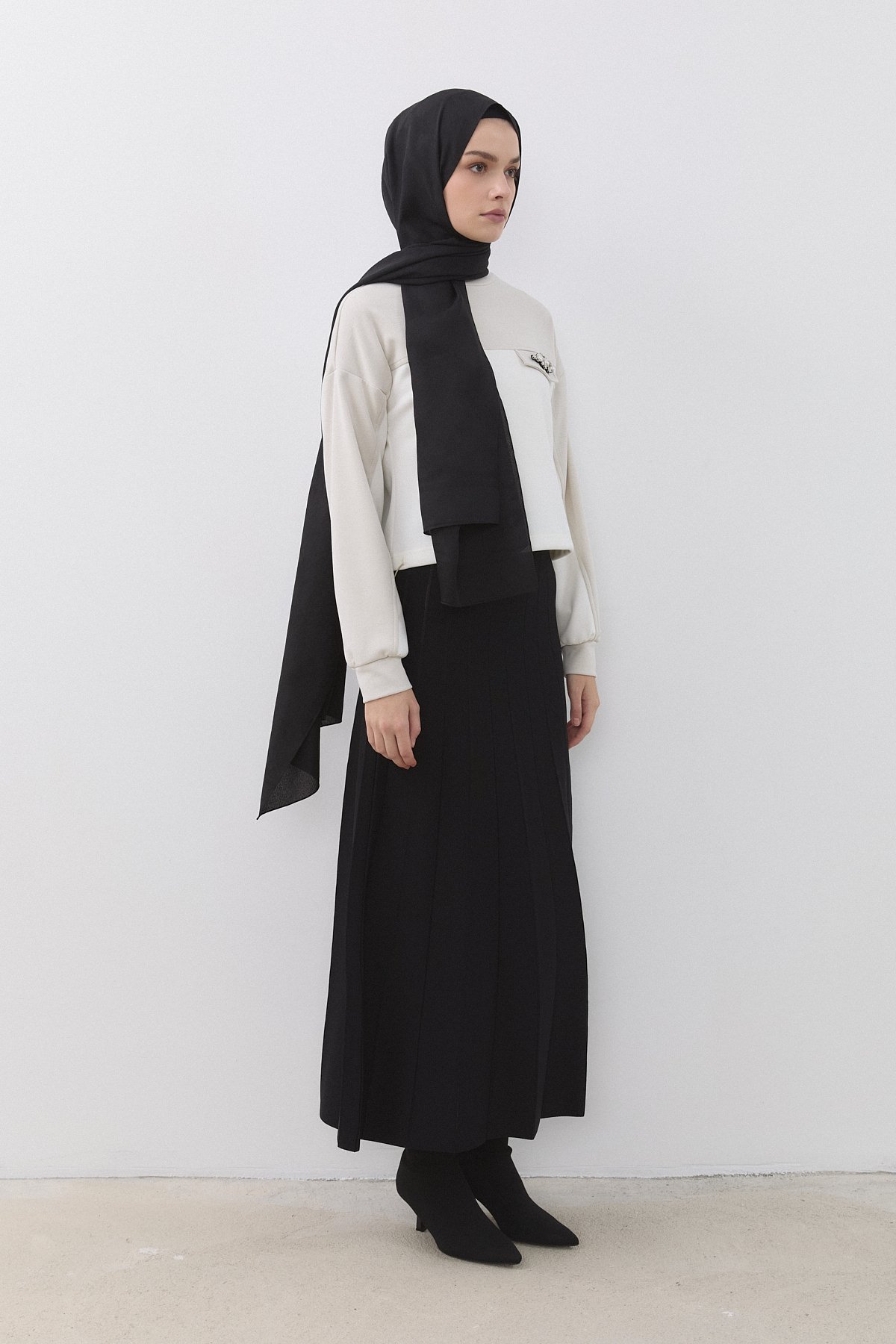 Büzgü Detaylı Örme Crop Bluz  Taş