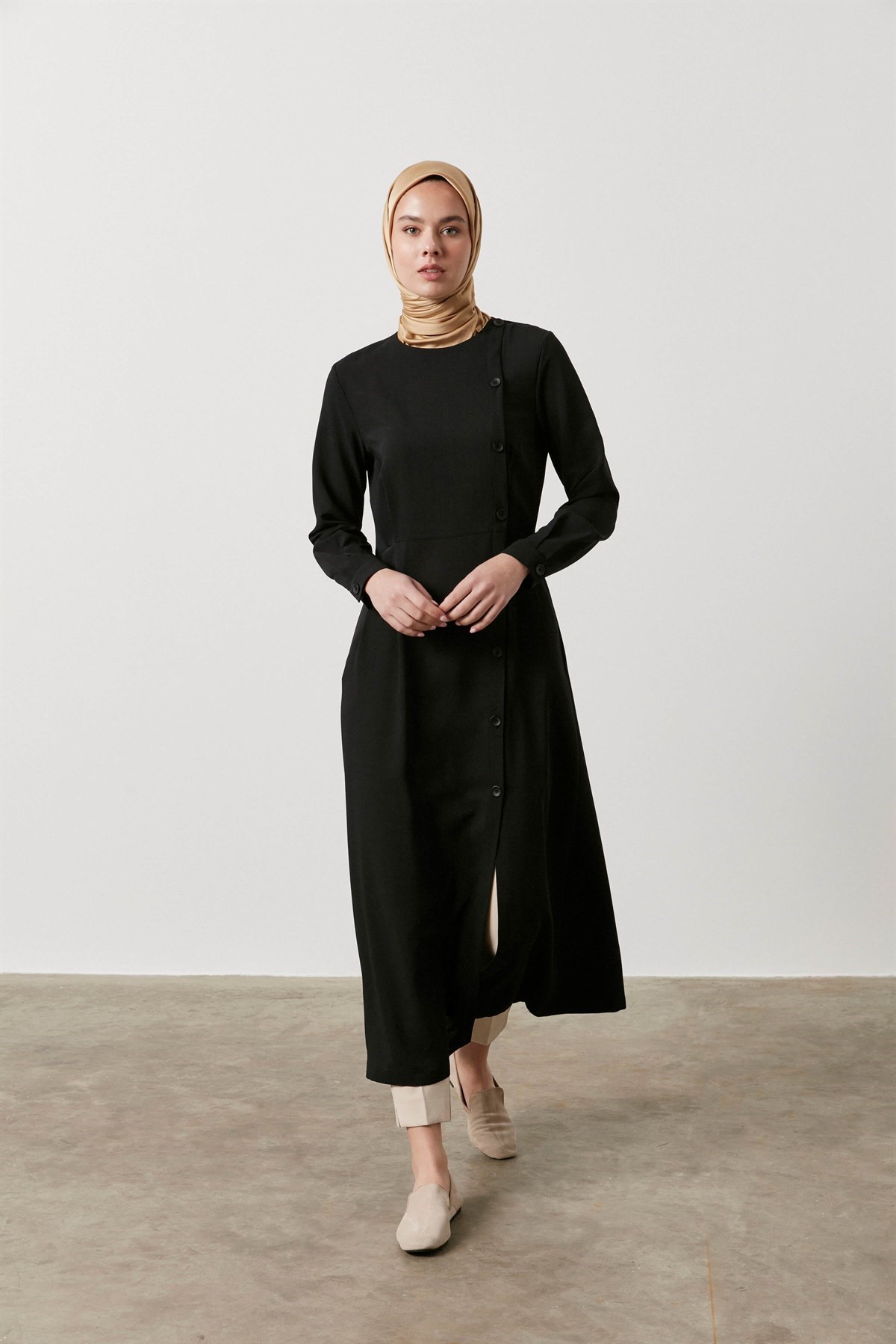Markasız Ferace Siyah_modest
