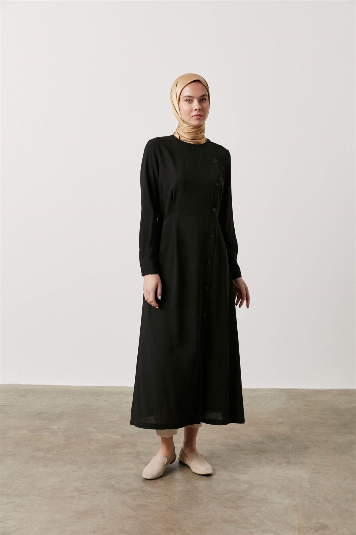 Markasız Ferace Siyah_modest