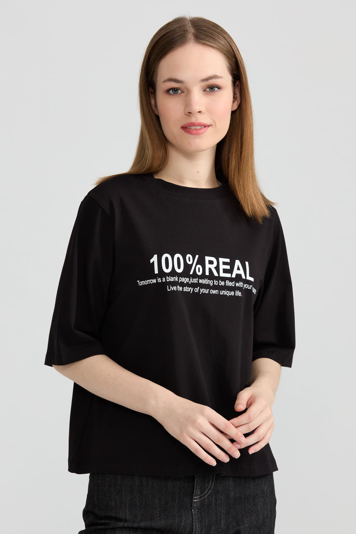 NİHAN T-Shirt Nihan %100 Real Baskılı Oversize Kısa T-Shirt  Siyah_modest