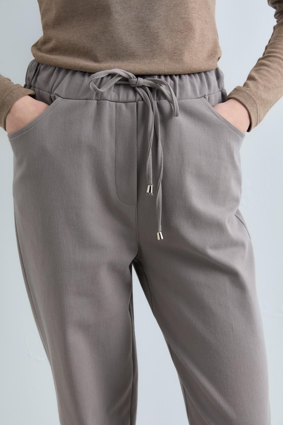 NİHAN Pantolon Nihan Beli Bağcıklı Gabardin Havuç Pantolon  Gri_modest