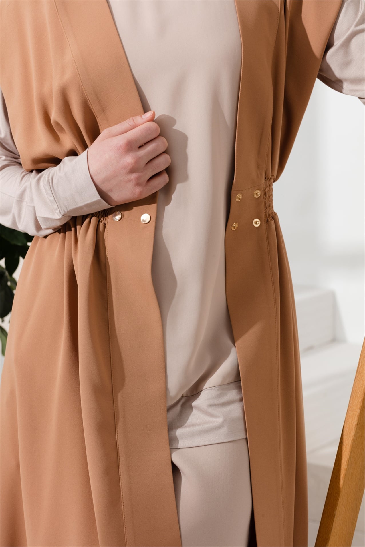 NİHAN Yelek Nihan Beli Lastikli Kruvaze Yelek  Camel_modest