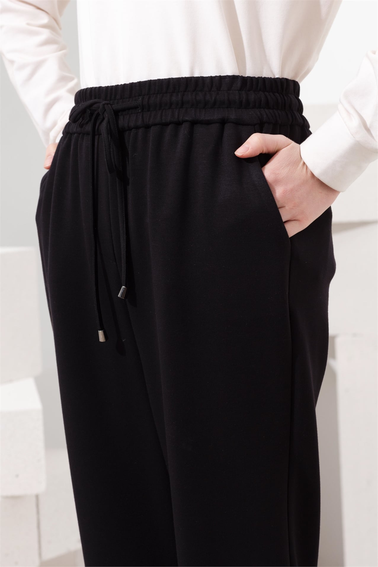 NİHAN Pantolon Nihan Beli Lastikli Örme Havuç Pantolon  Siyah_modest