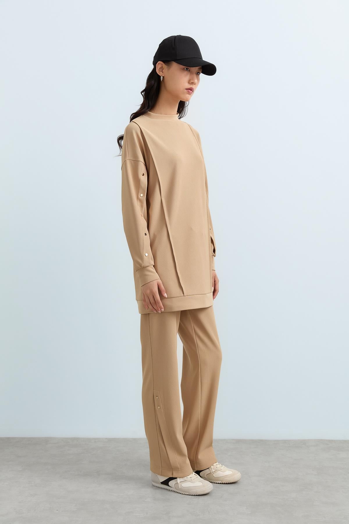 NİHAN Takım Nihan Çıt Çıt Detaylı Örme Pantolon Tunik Takım  Camel_modest