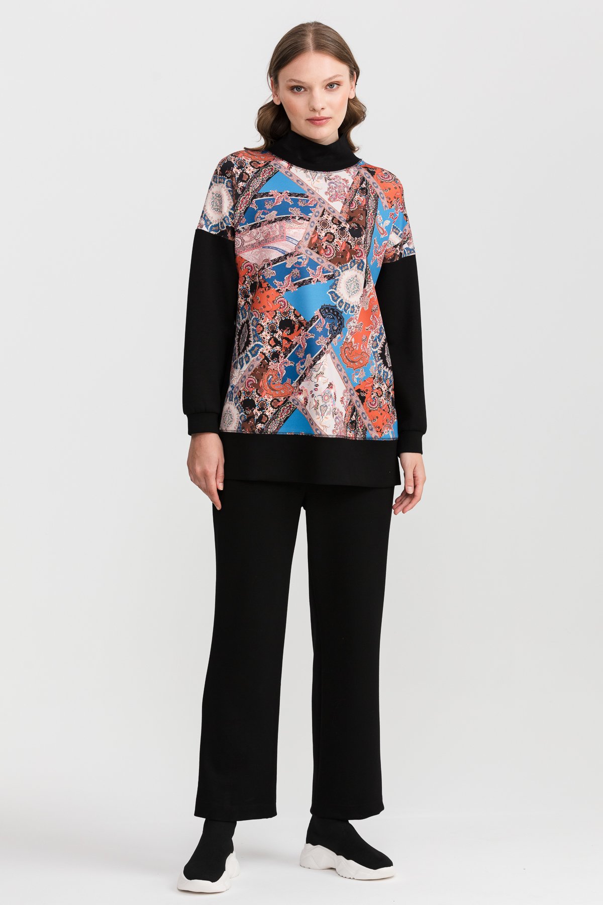 NİHAN Sweat Nihan Desen Garnili Scuba Sweat  Siyah_modest