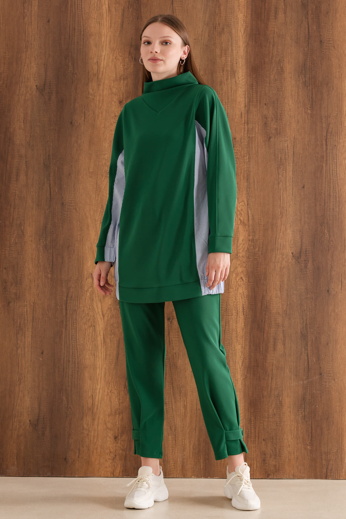 NİHAN Sweat Nihan Dik Yaka Oversize Sweat  Benetton Yeşili_modest