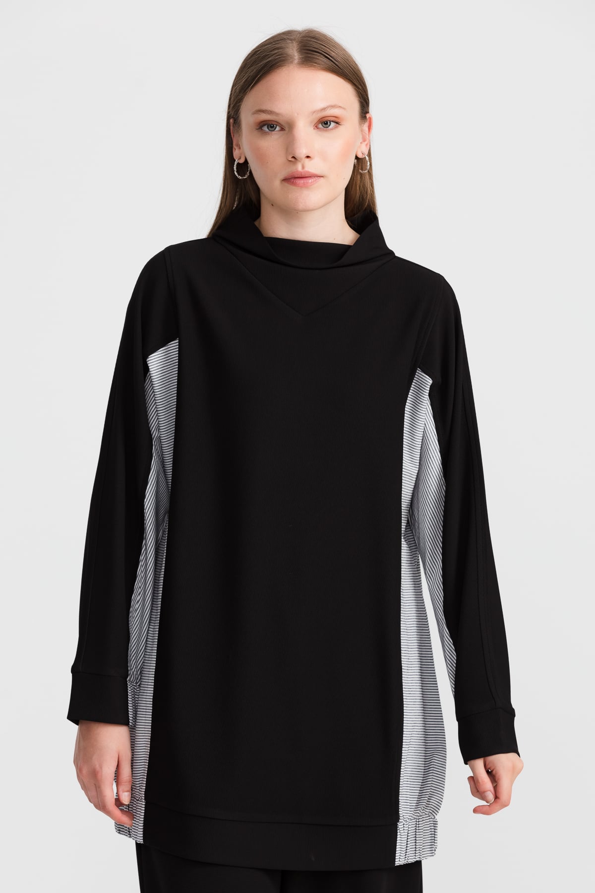 NİHAN Sweat Nihan Dik Yaka Oversize Sweat  Siyah_modest