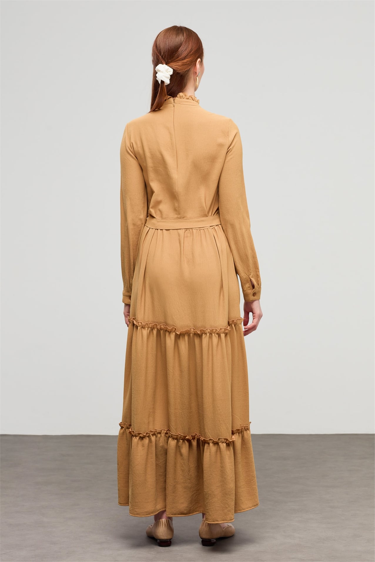 NİHAN Elbise Nihan Fırfır Detaylı Kuşaklı Elbise  Camel_modest