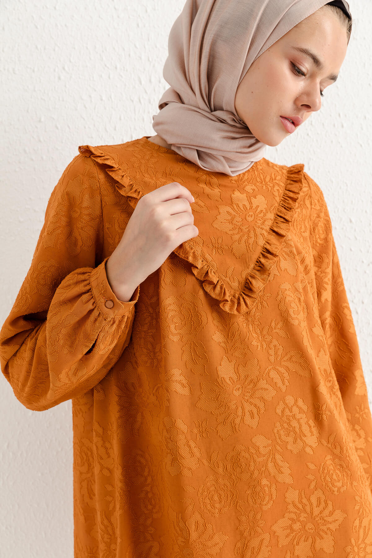 NİHAN Tunik Nihan Fırfır Detaylı Tunik  Turuncu_modest
