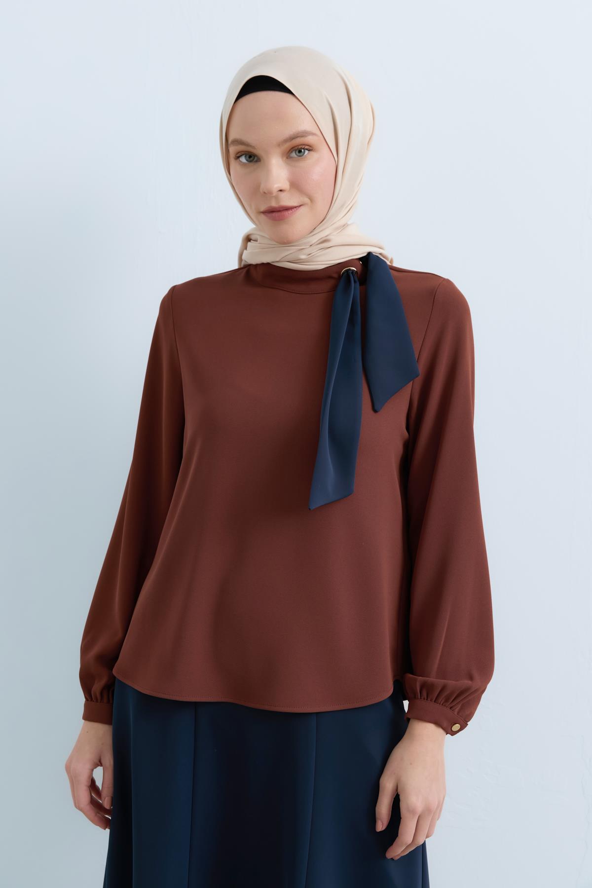 NİHAN Suits Nihan Fular Yakalı Etek Bluz Takım  Taba_modest