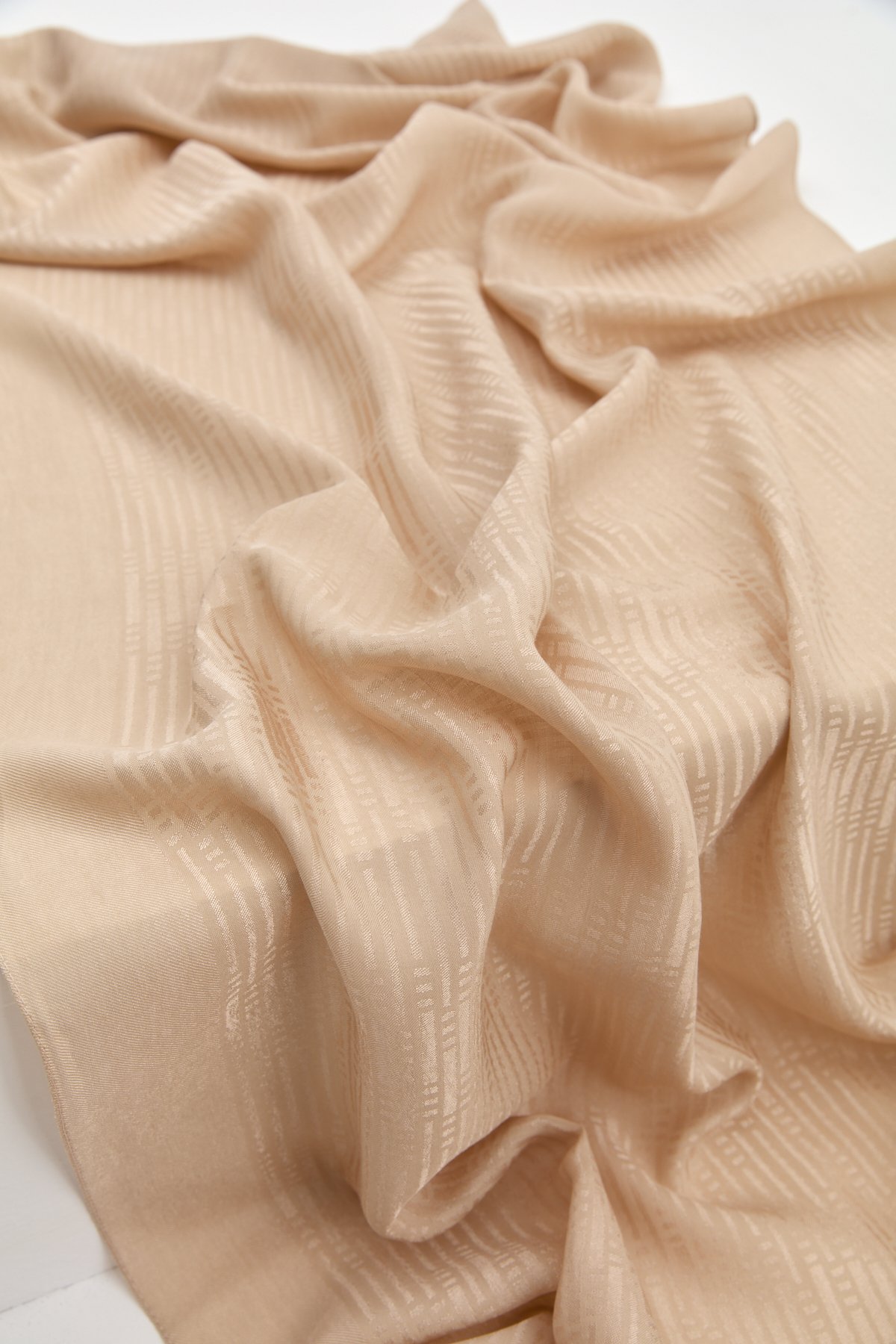 NİHAN Shawl Nihan Jakarlı Pamuk Lyocell Şal  Bej_modest